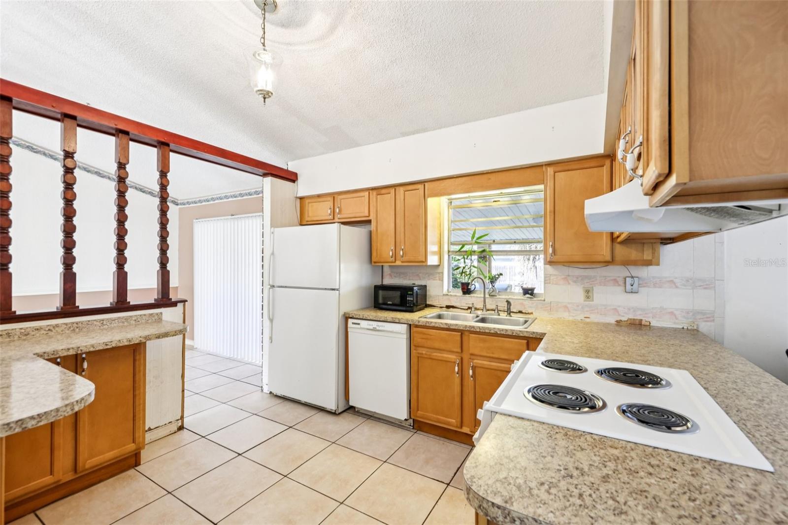 DELTONA LAKES UNIT 05 - Residential