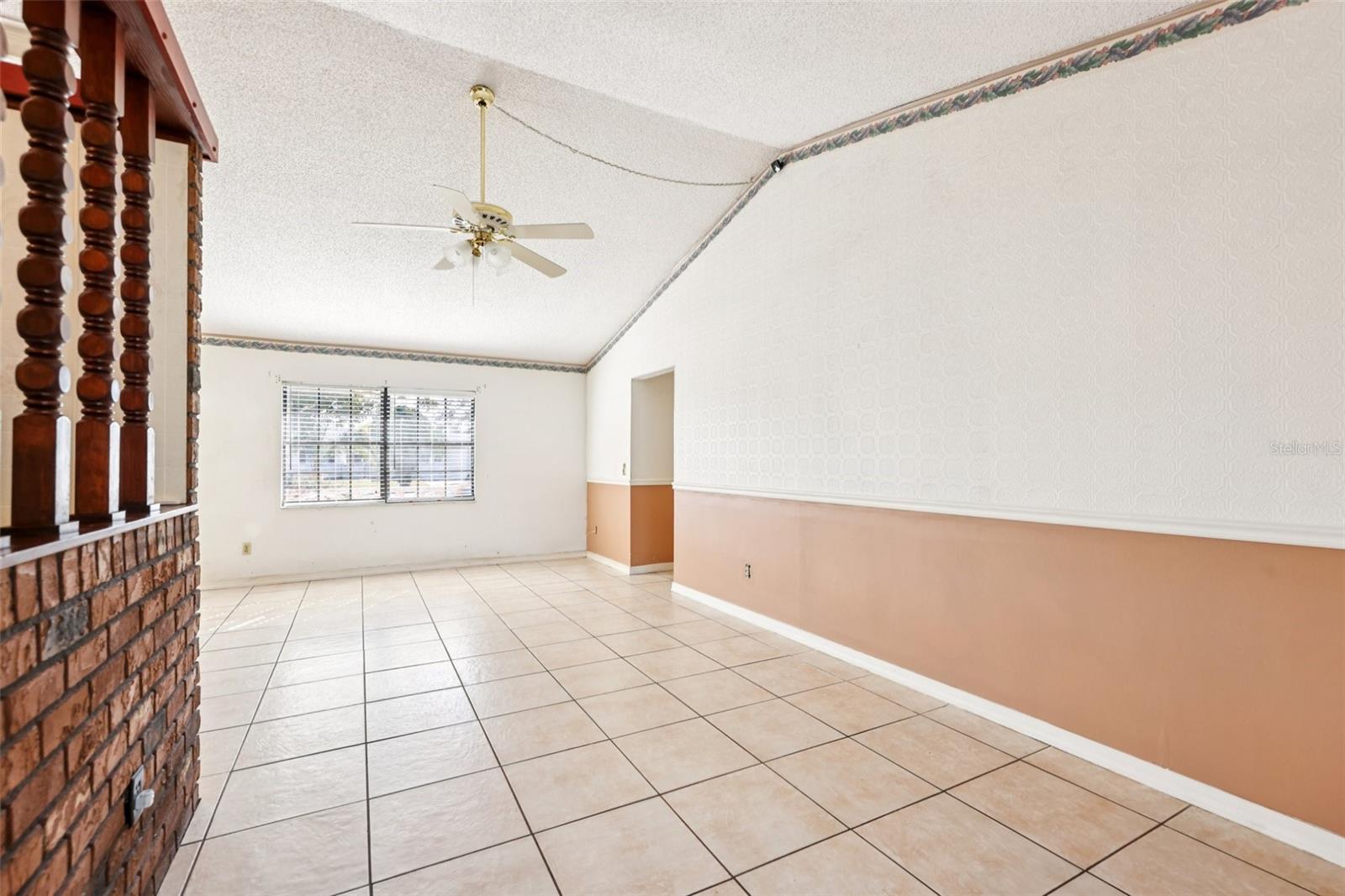 DELTONA LAKES UNIT 05 - Residential