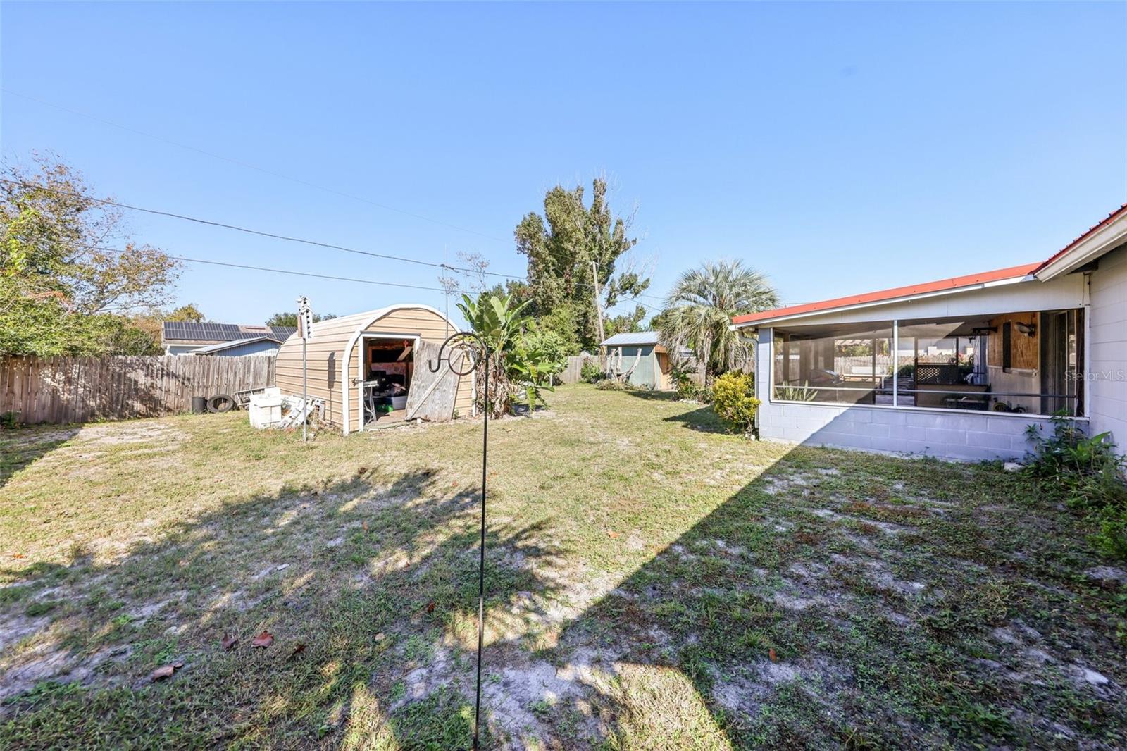 DELTONA LAKES UNIT 05 - Residential