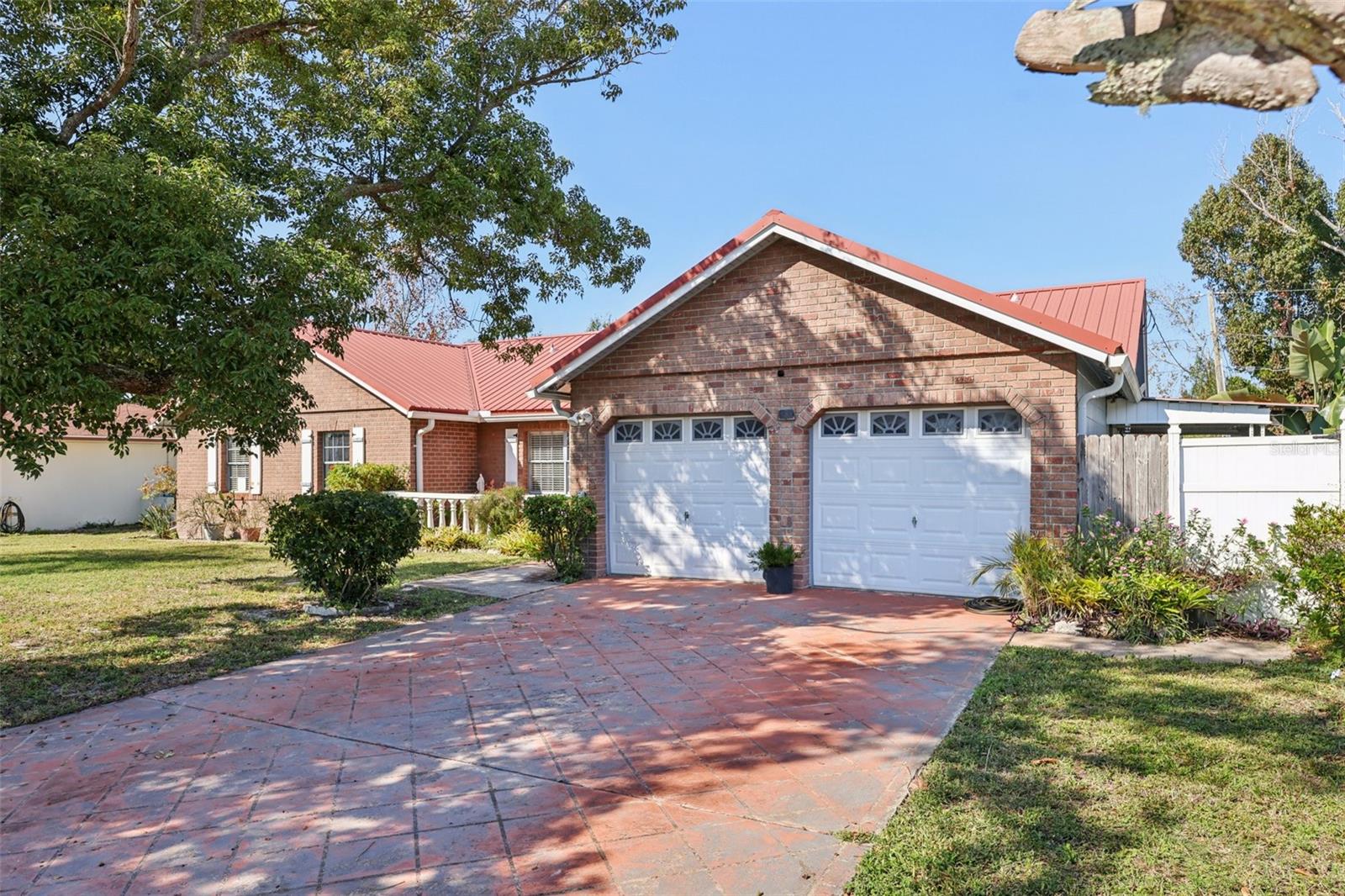 DELTONA LAKES UNIT 05 - Residential