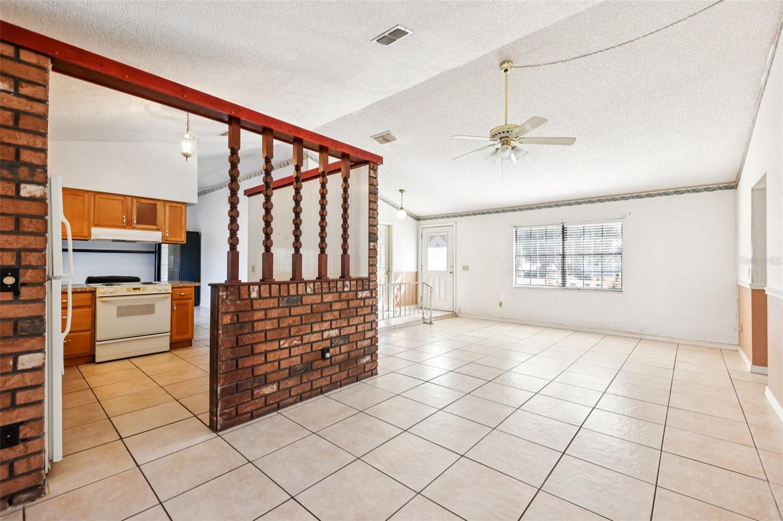 DELTONA LAKES UNIT 05 - Residential