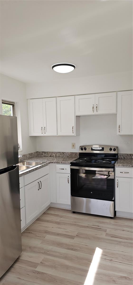 GENESEE HGTS UNIT 1 - Residential Lease