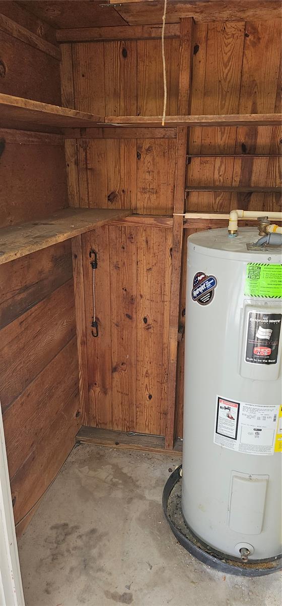 GENESEE HGTS UNIT 1 - Residential Lease