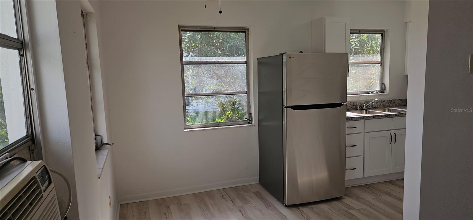 GENESEE HGTS UNIT 1 - Residential Lease