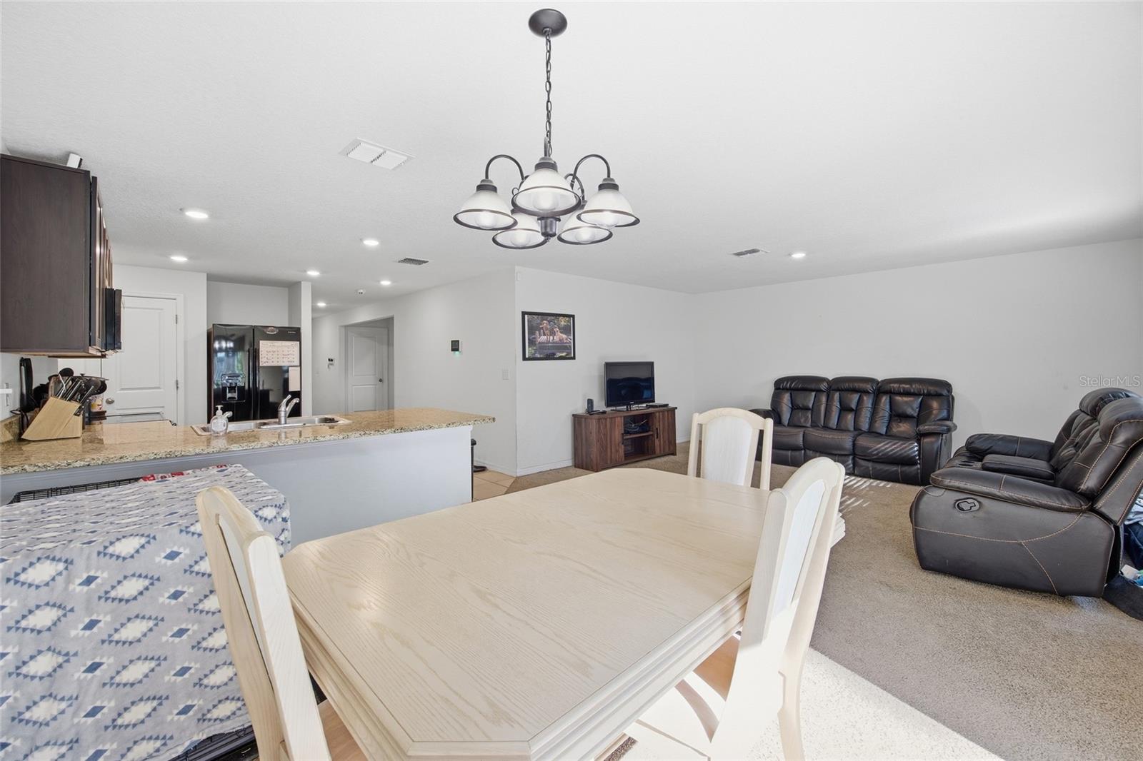 LAKE DIAMOND NORTH - Residential