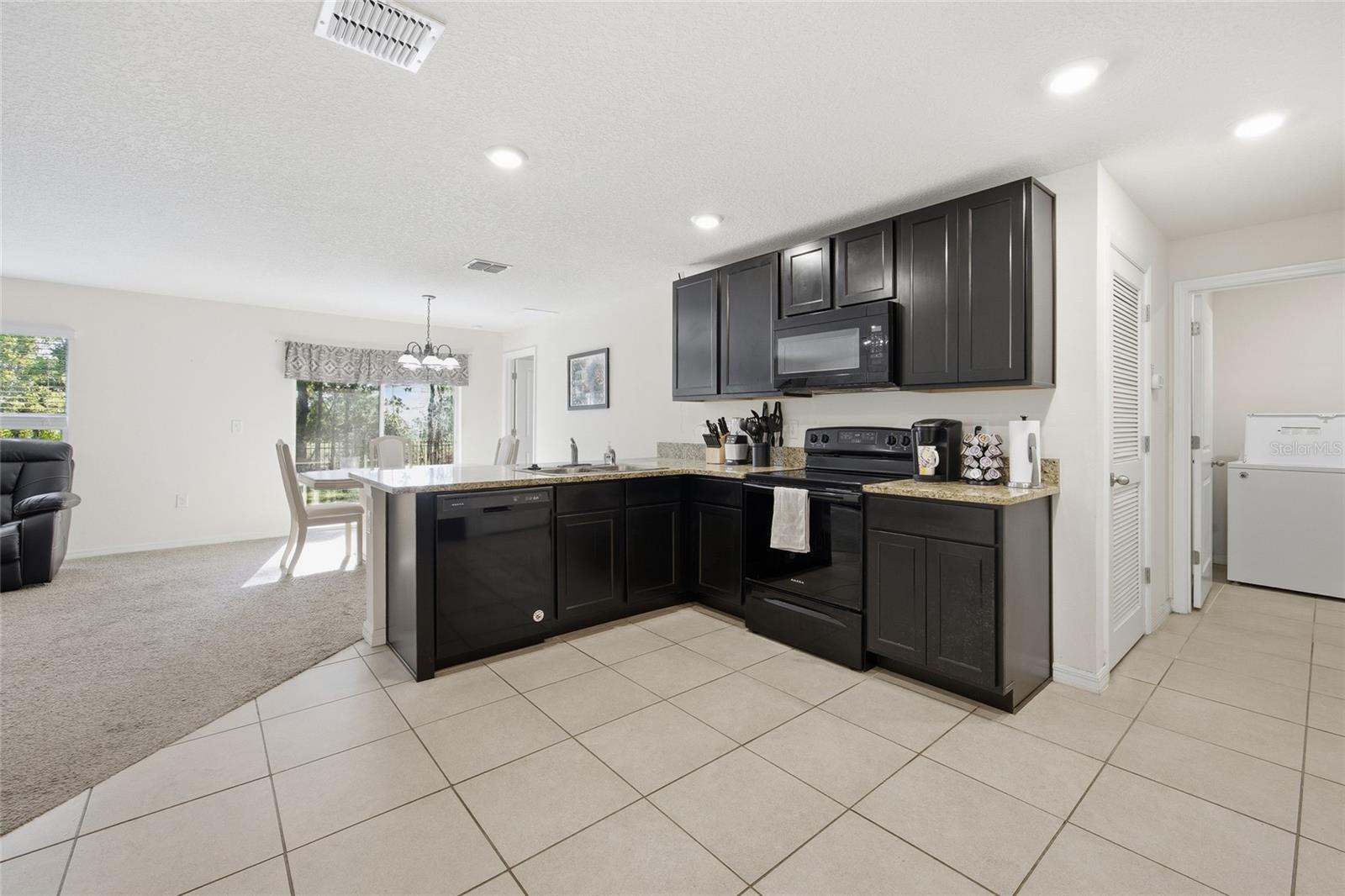 LAKE DIAMOND NORTH - Residential