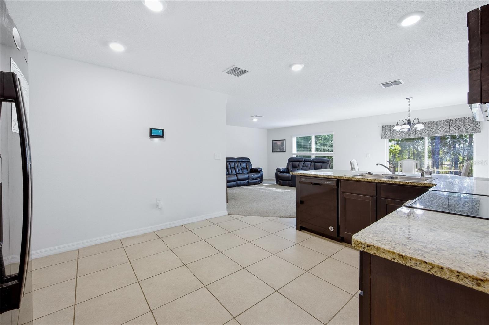 LAKE DIAMOND NORTH - Residential