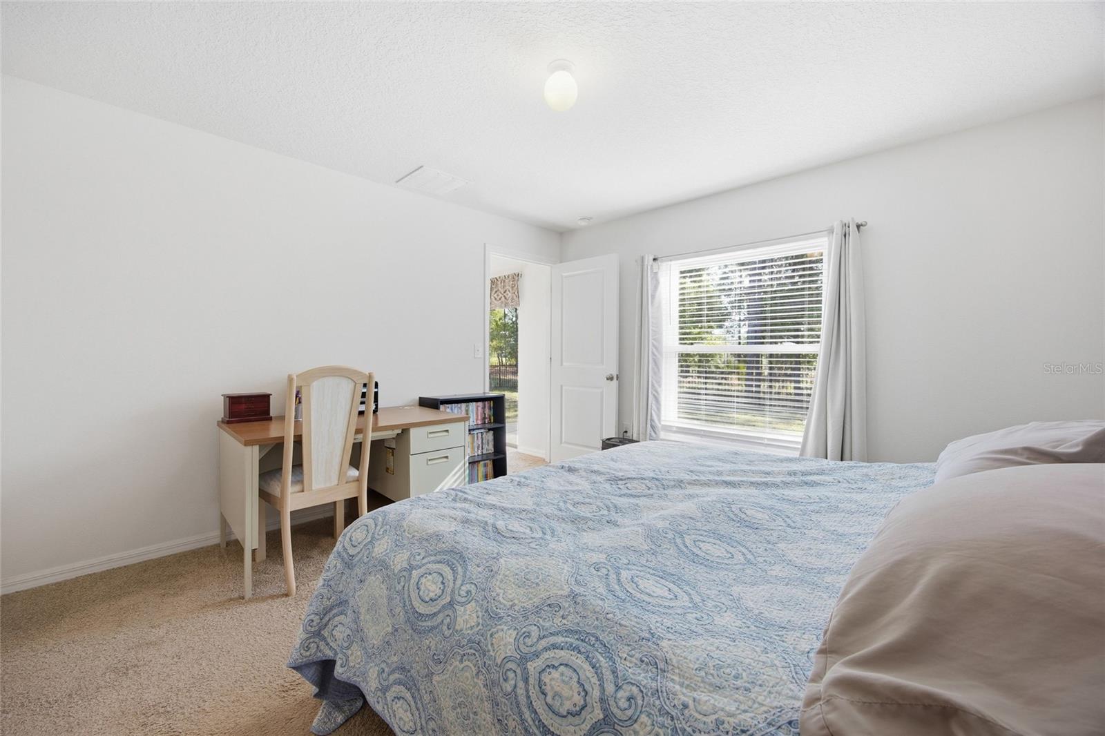 LAKE DIAMOND NORTH - Residential