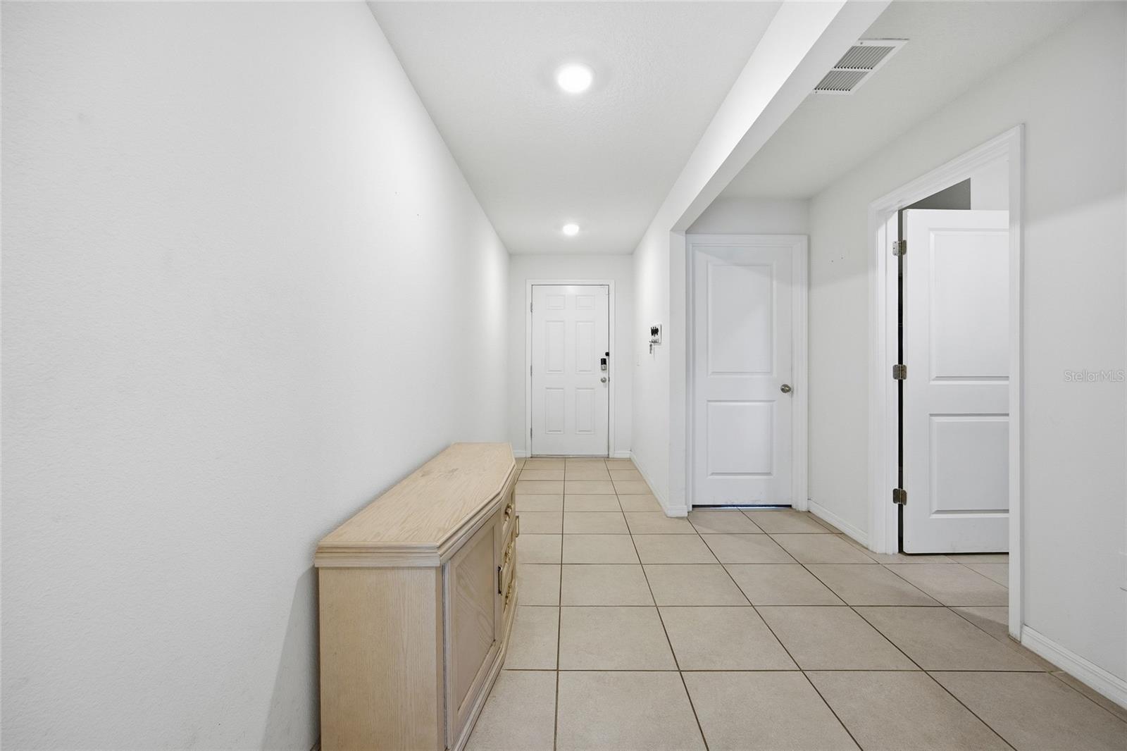 LAKE DIAMOND NORTH - Residential
