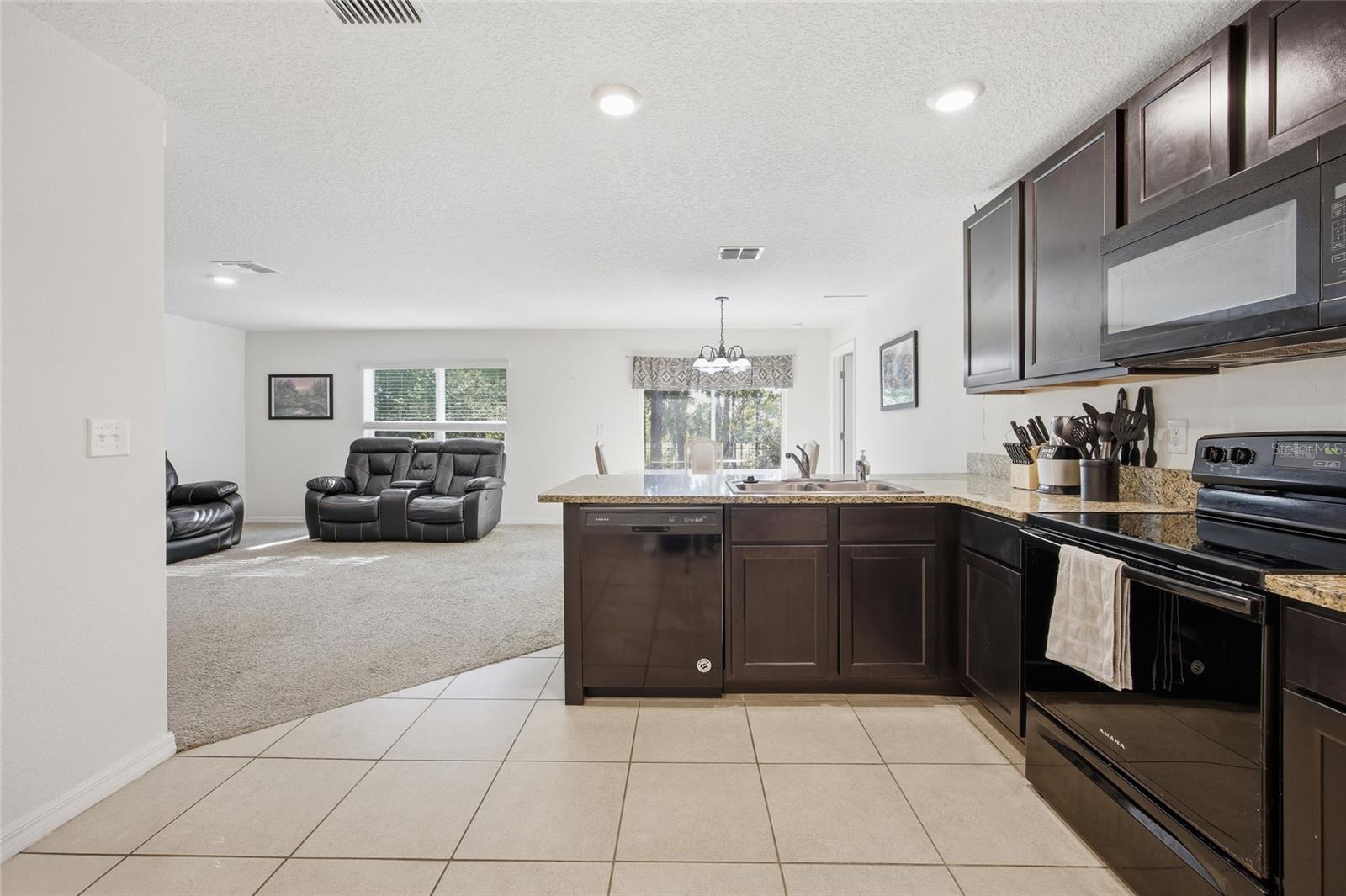 LAKE DIAMOND NORTH - Residential