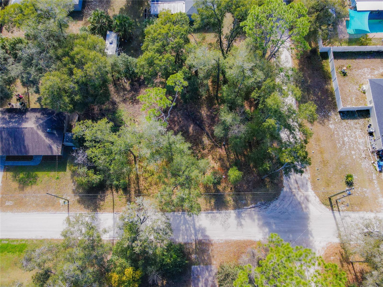 WEST HIGHLANDS - Land