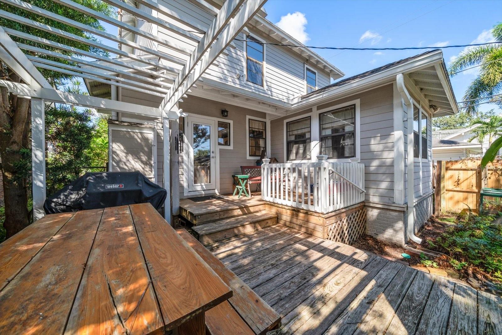 EATONS W T EUCLID BLVD - Residential