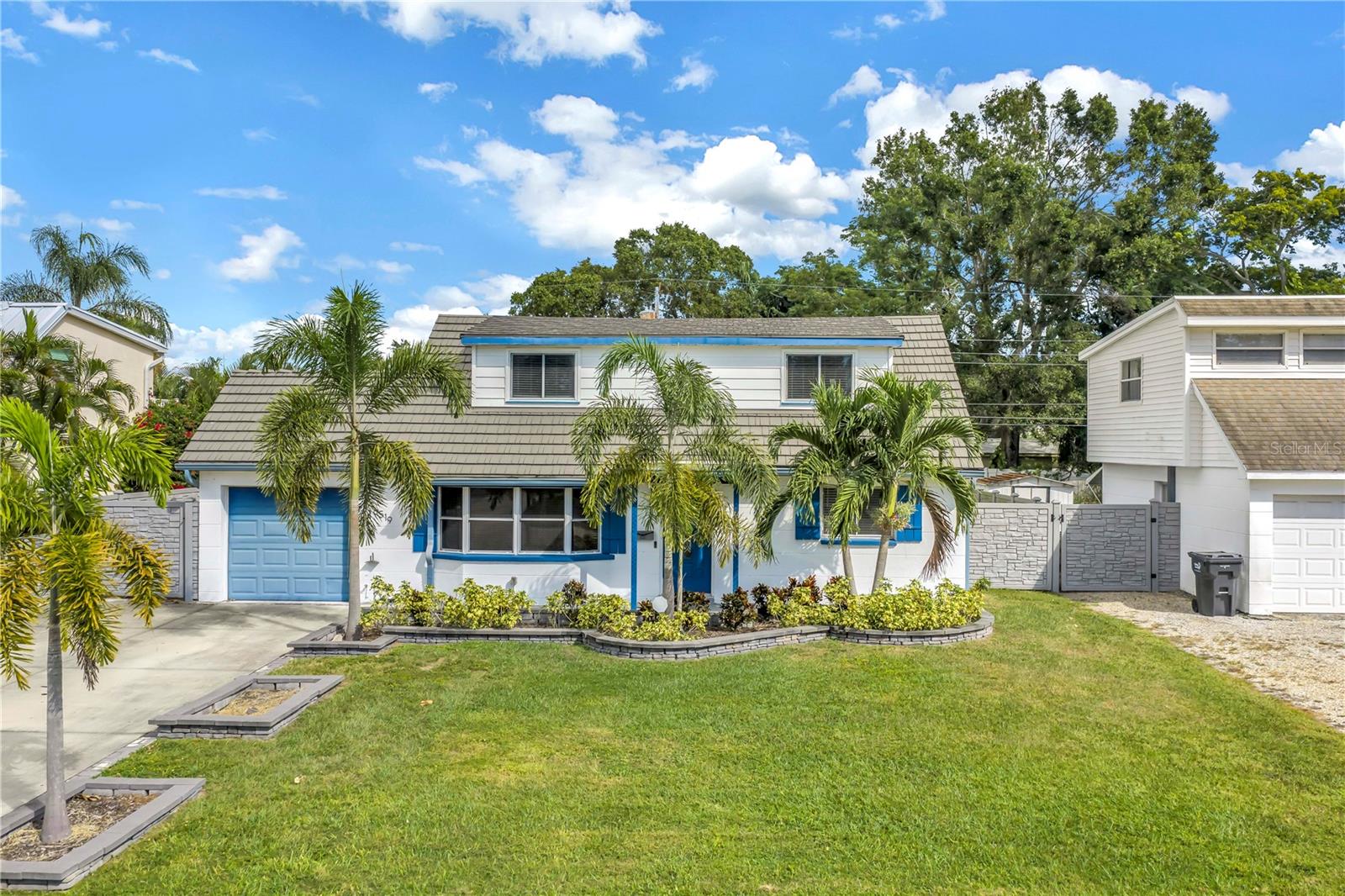 FAIRVIEW ESTATES - Residential