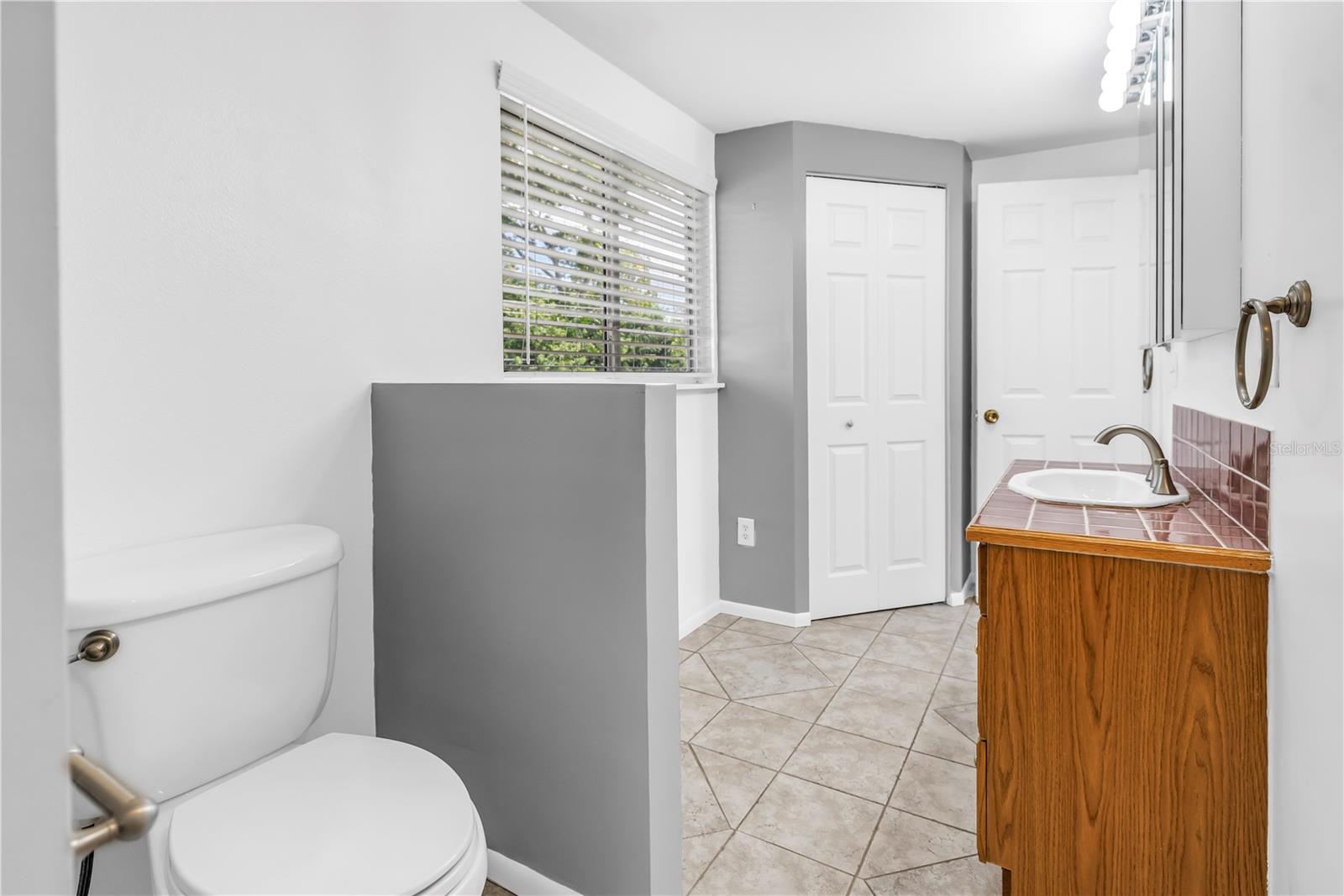 FAIRVIEW ESTATES - Residential