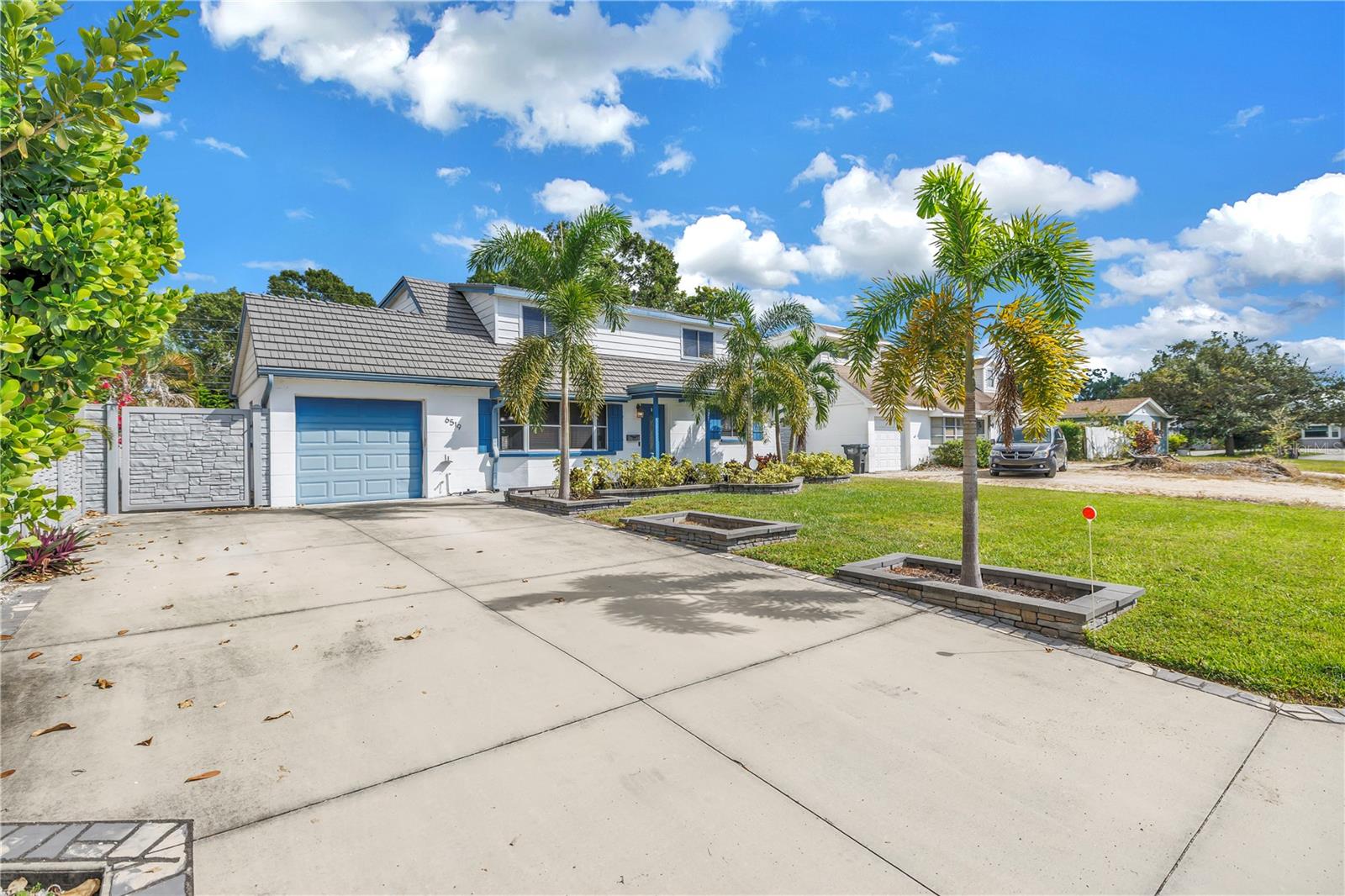 FAIRVIEW ESTATES - Residential