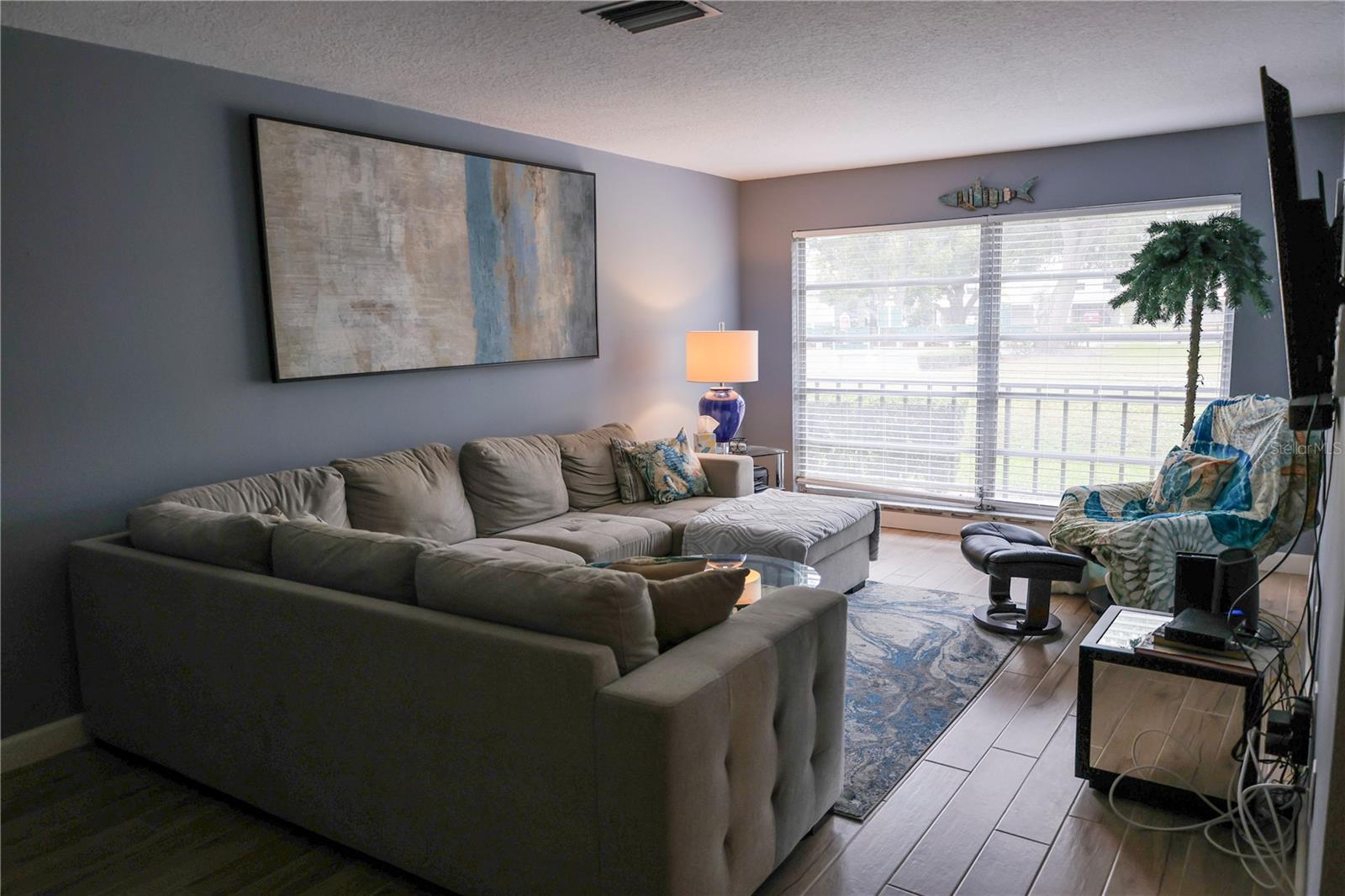 MEDITERRANEAN MANORS - Residential