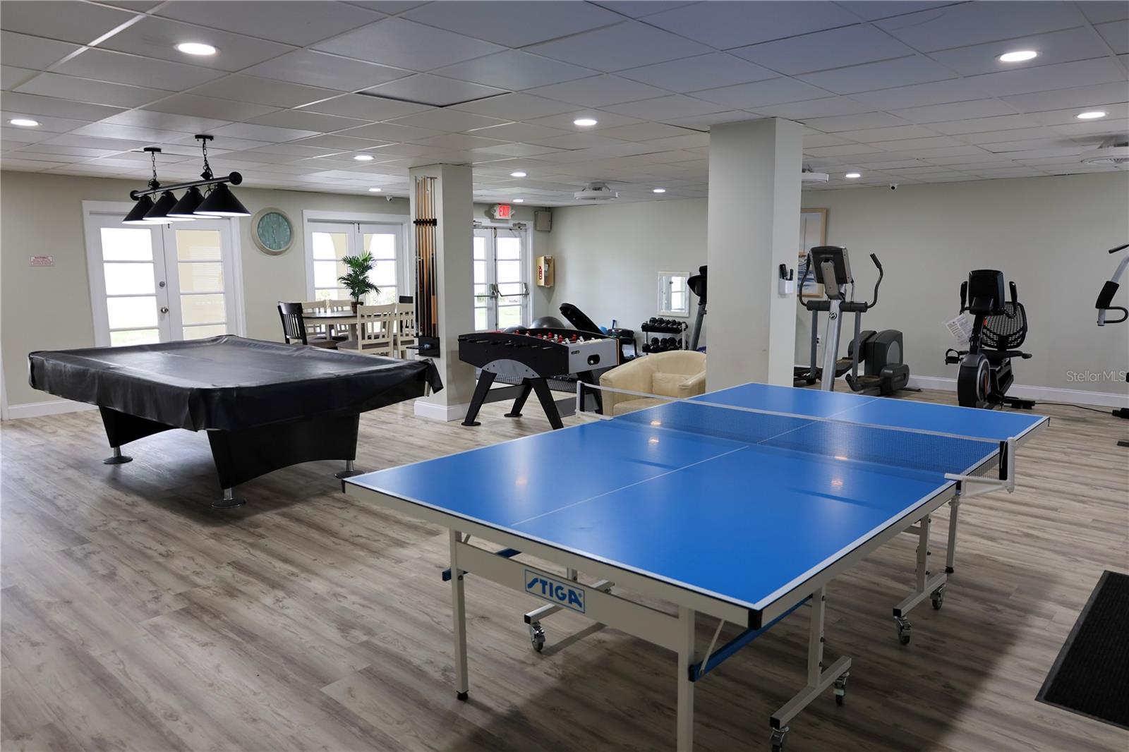 MEDITERRANEAN MANORS - Residential