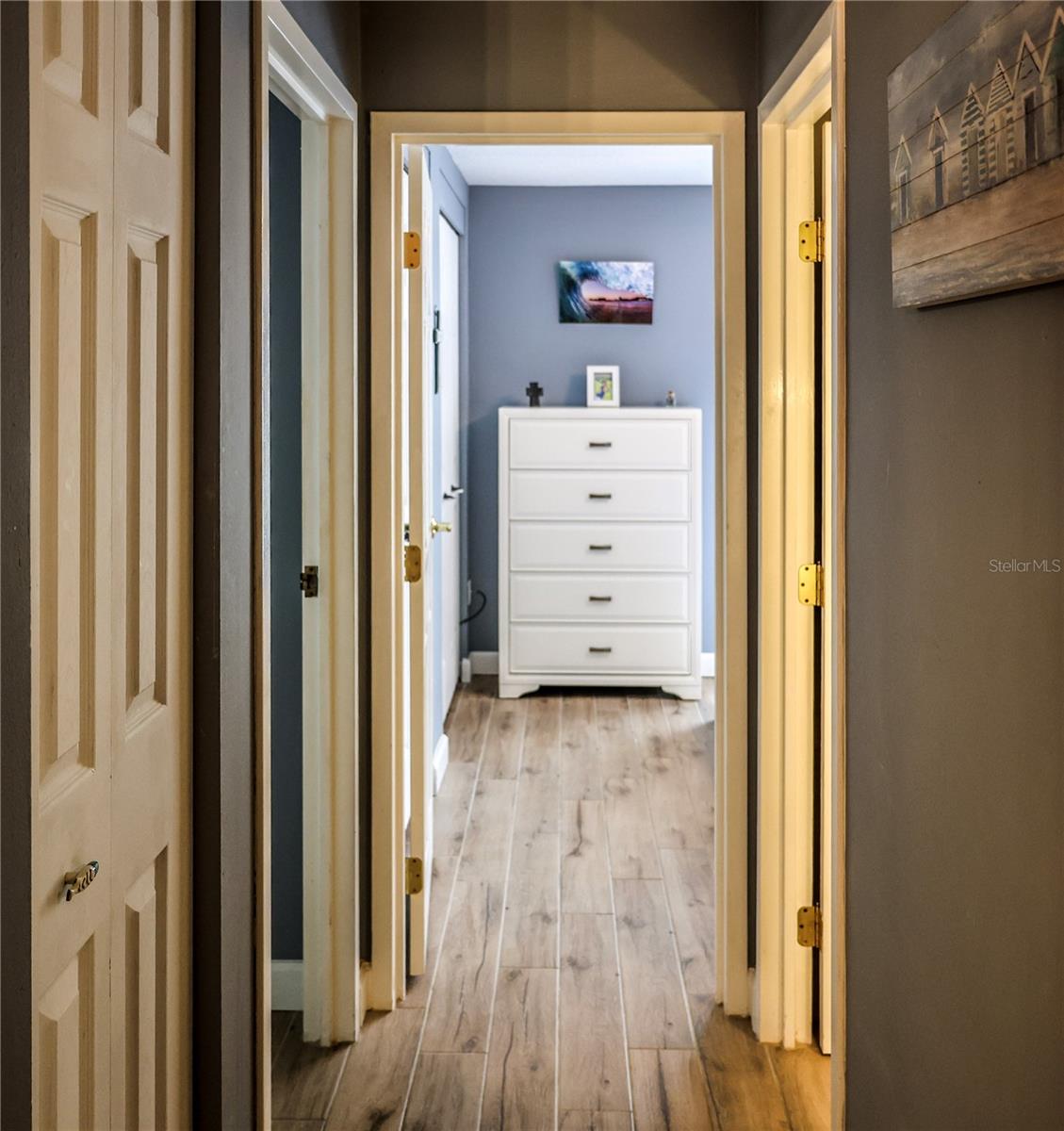 MEDITERRANEAN MANORS - Residential