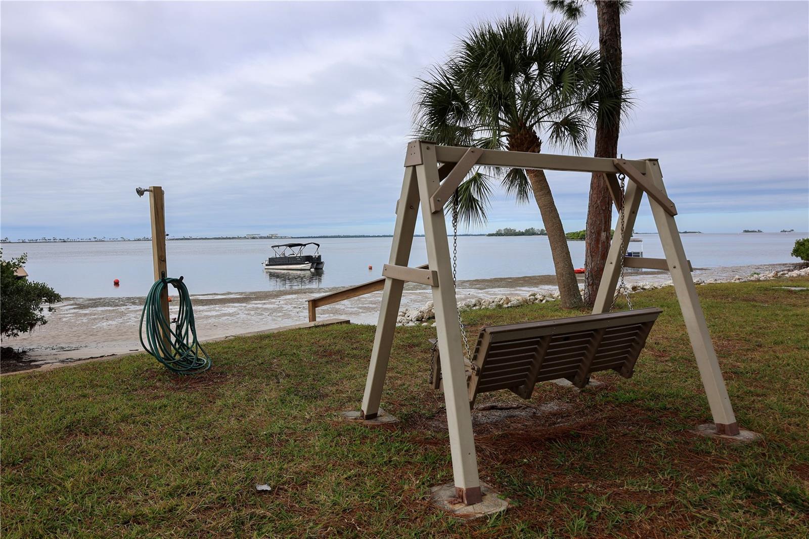 MEDITERRANEAN MANORS - Residential