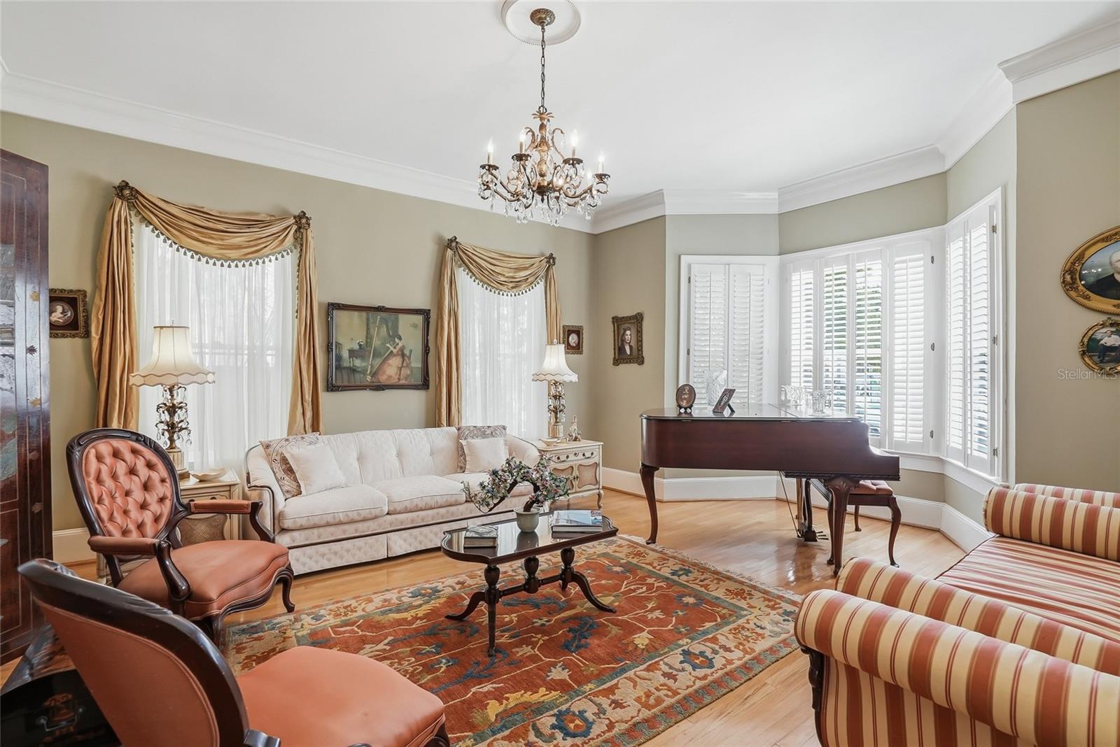 HYDE PARK WEST - Residential