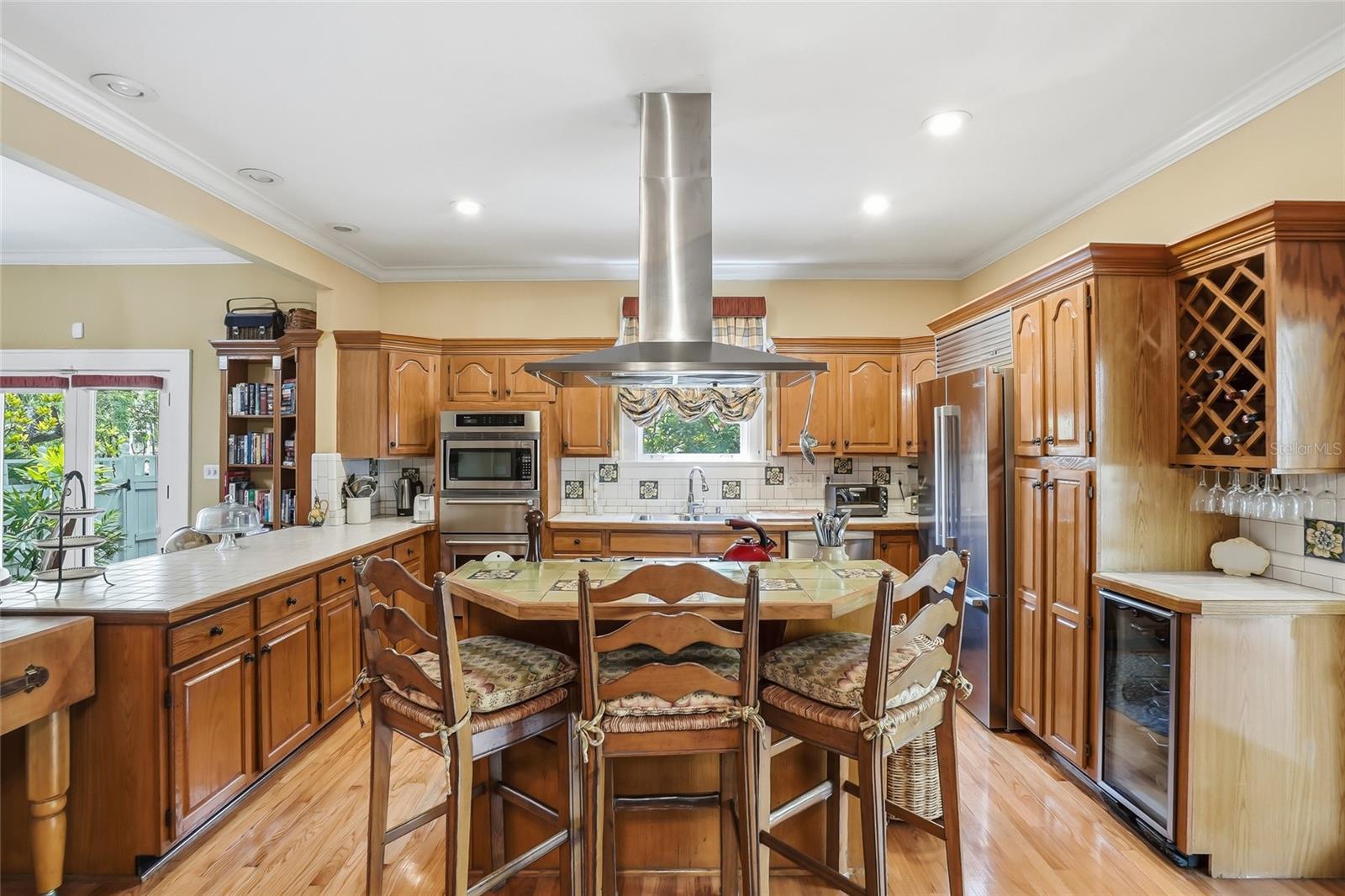 HYDE PARK WEST - Residential