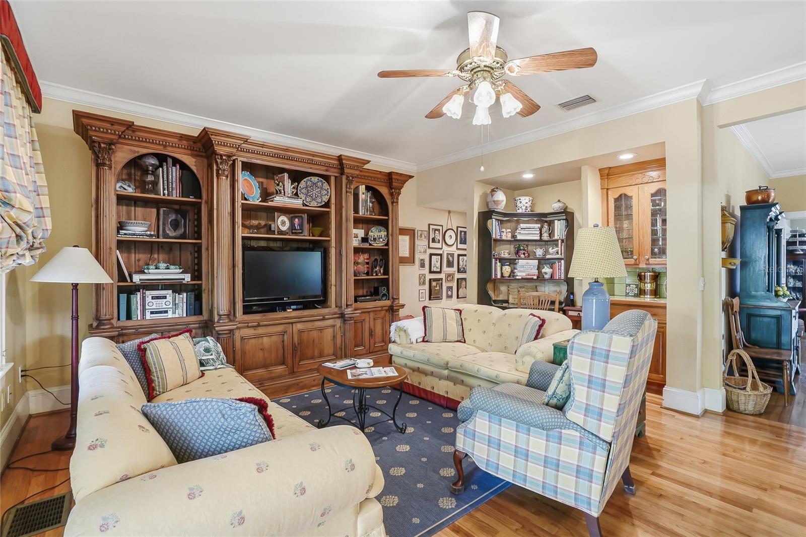 HYDE PARK WEST - Residential