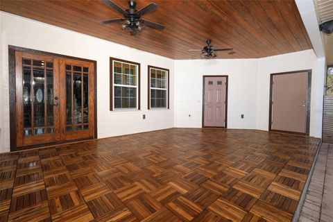 Tiny photo for 27012 Grand Oak Lane, Tavares, FL 32778 (MLS # O6360186)