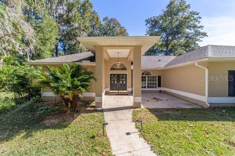 Photo of 4893 SW 4th Circle, Ocala, FL 34471 (MLS # OM713285)
