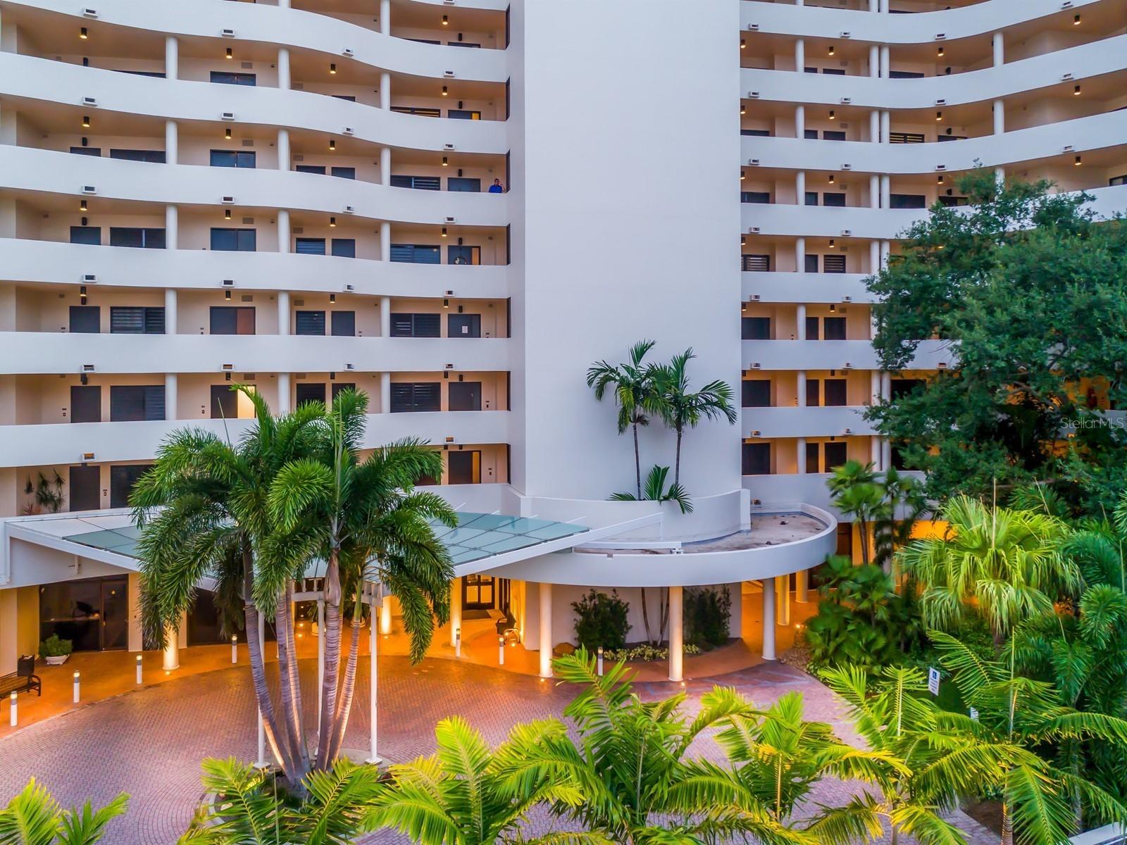 BAY PLAZA - Residential