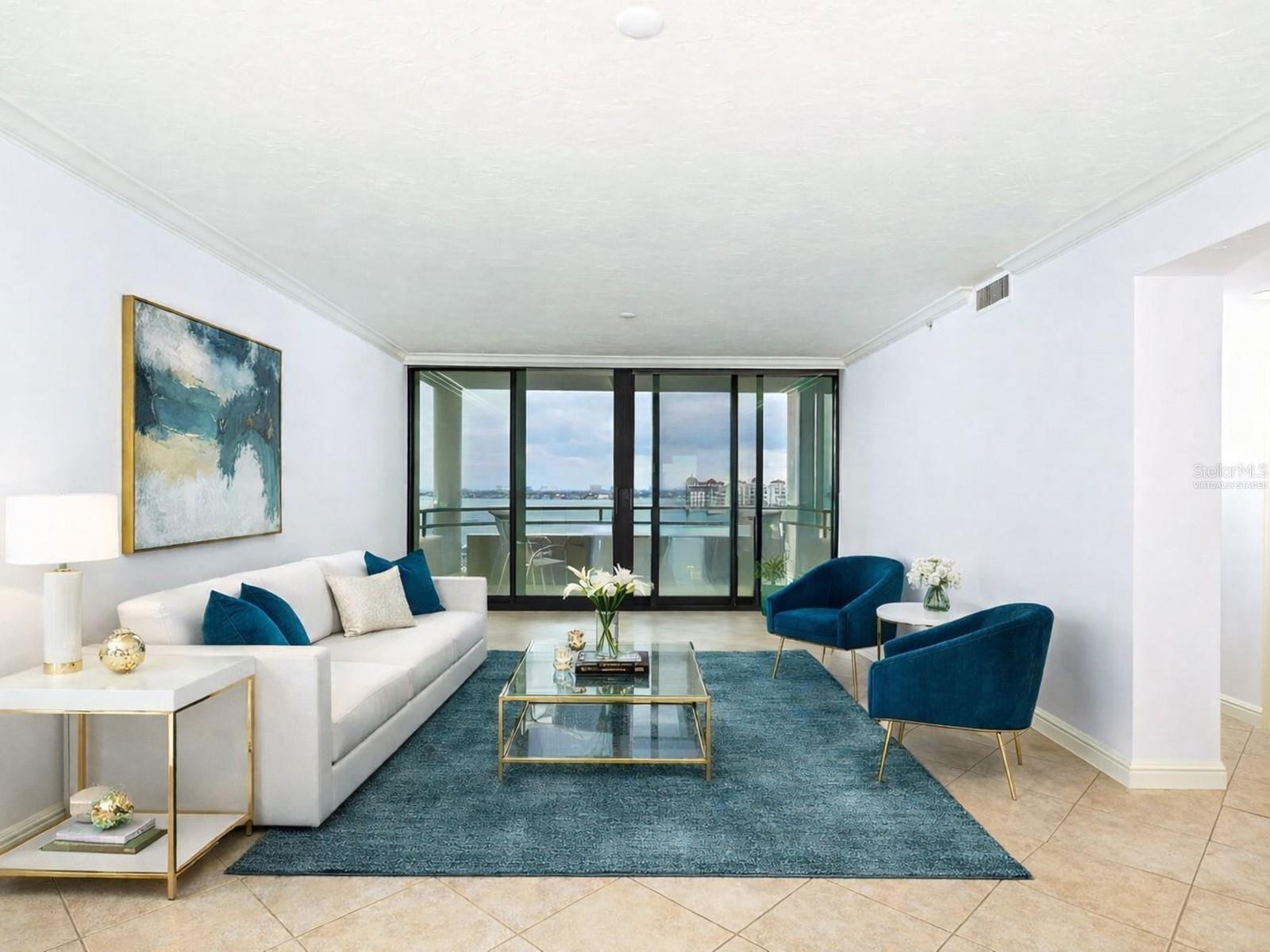 BAY PLAZA - Residential