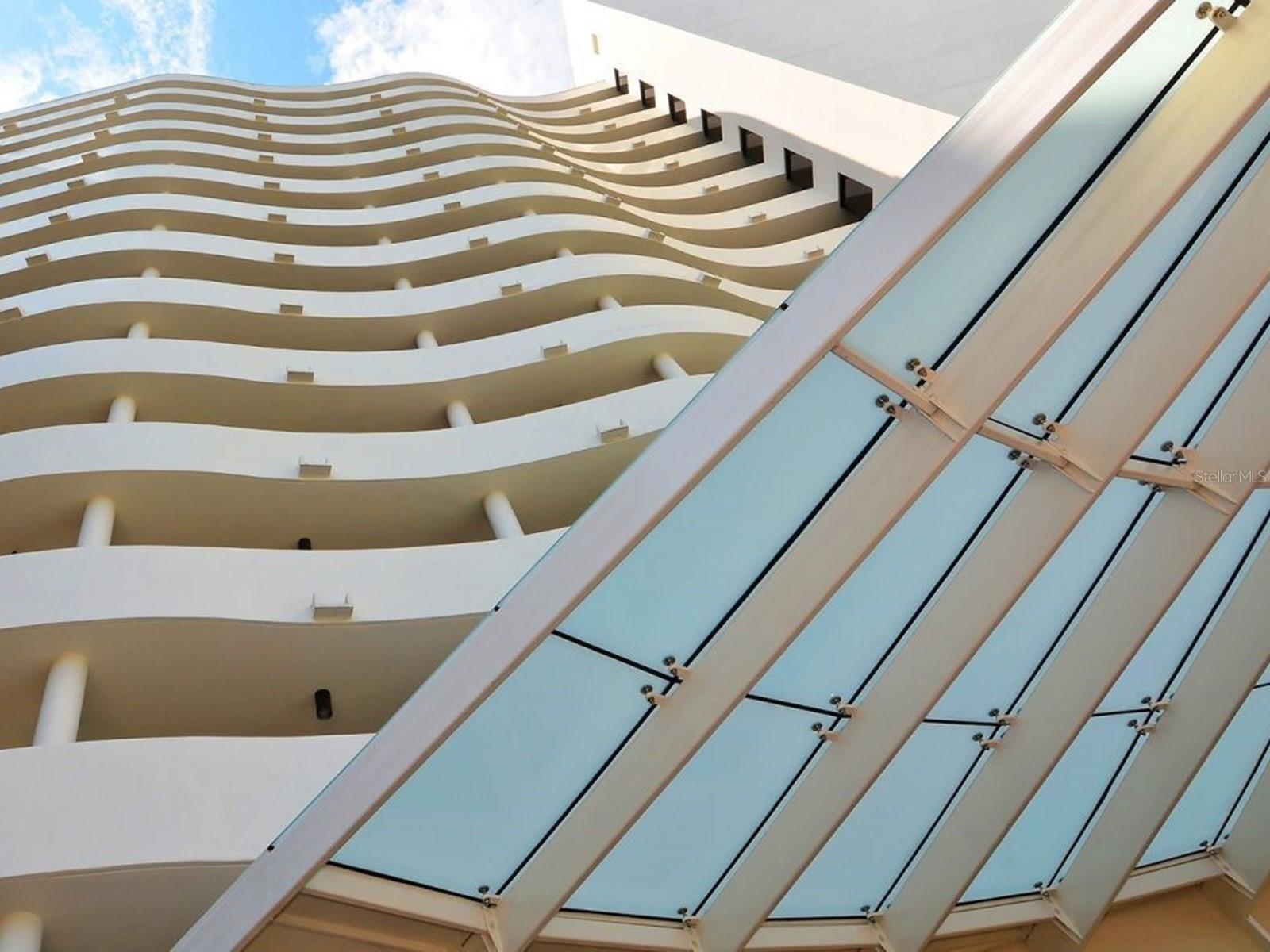 BAY PLAZA - Residential