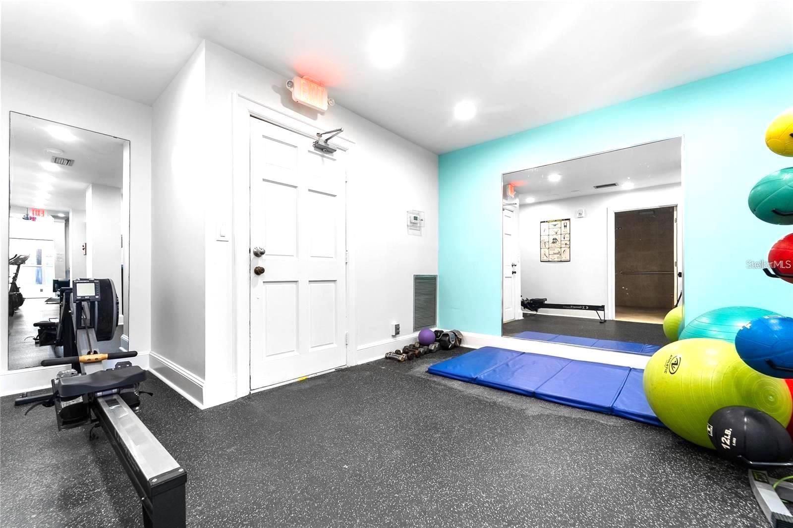 BEAU MONDE CONDO - Residential