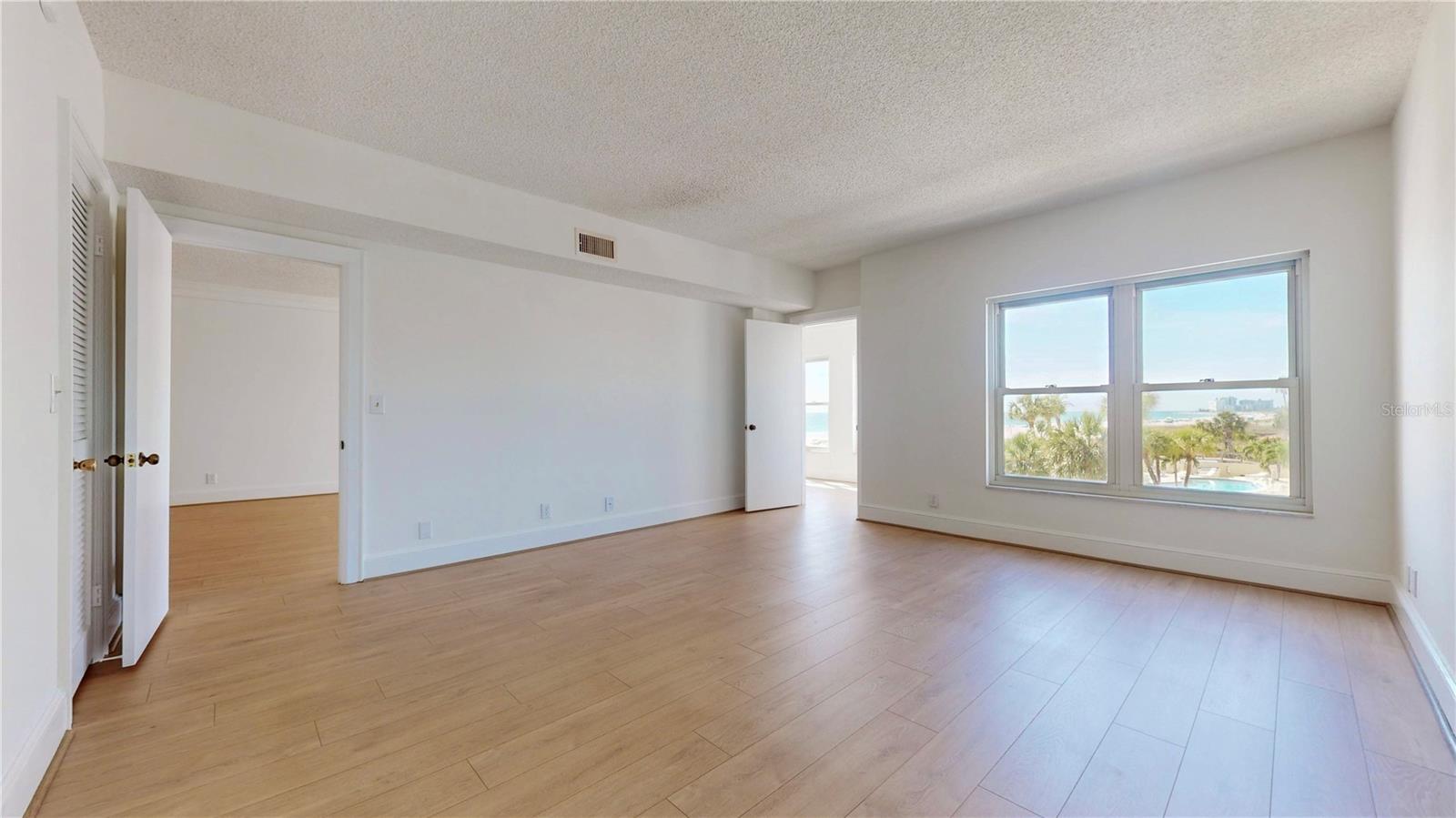 BEAU MONDE CONDO - Residential