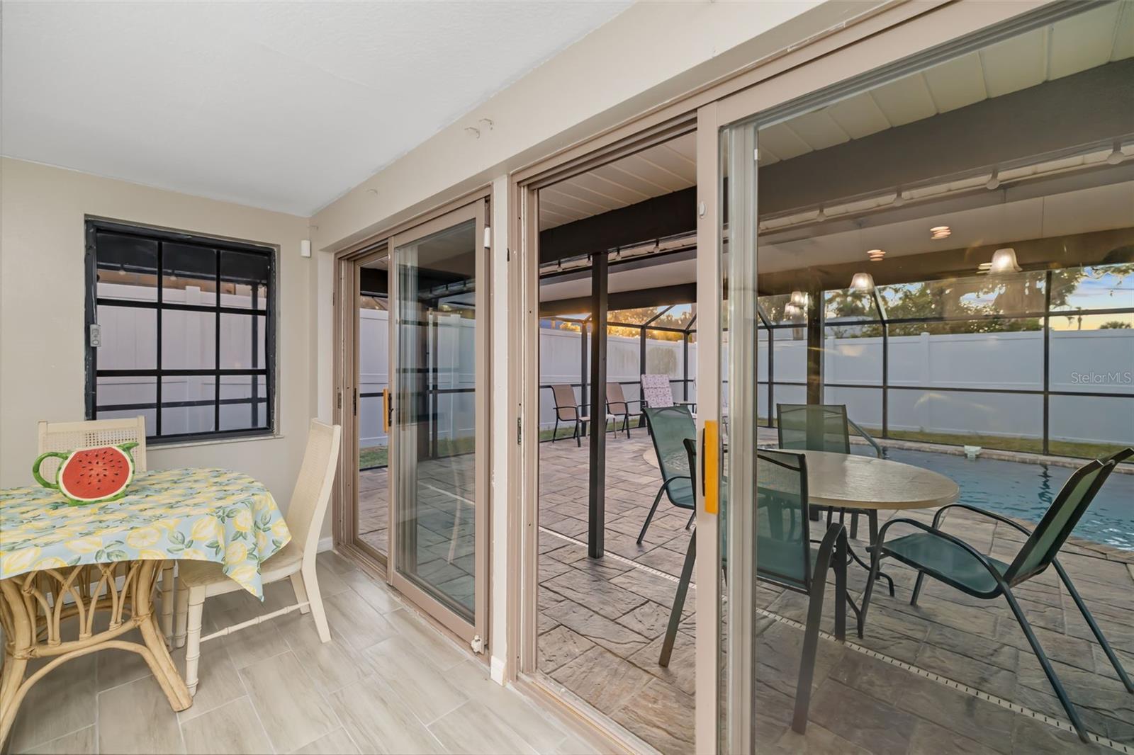 BAY POINT CORR OF - Residential