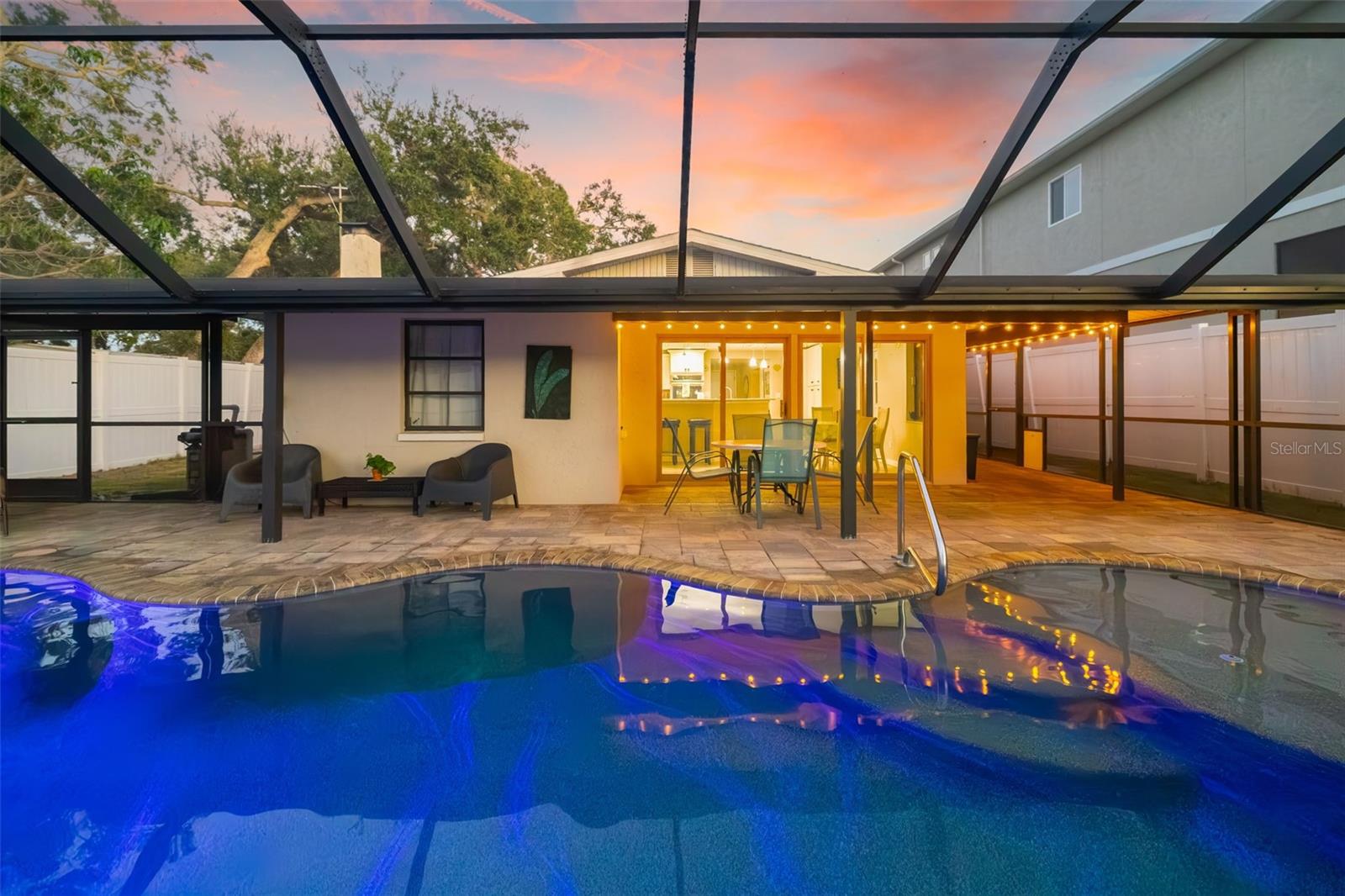 BAY POINT CORR OF - Residential