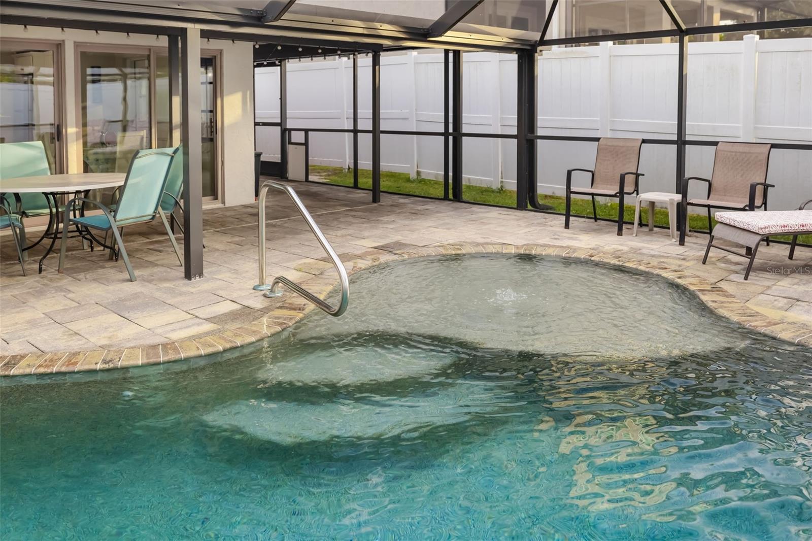 BAY POINT CORR OF - Residential