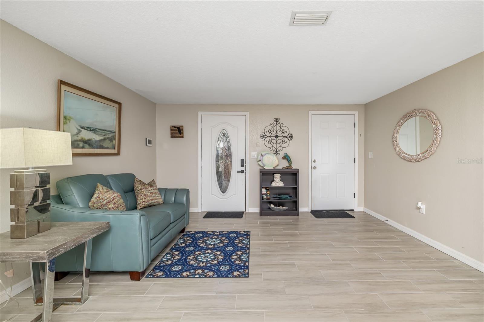 BAY POINT CORR OF - Residential