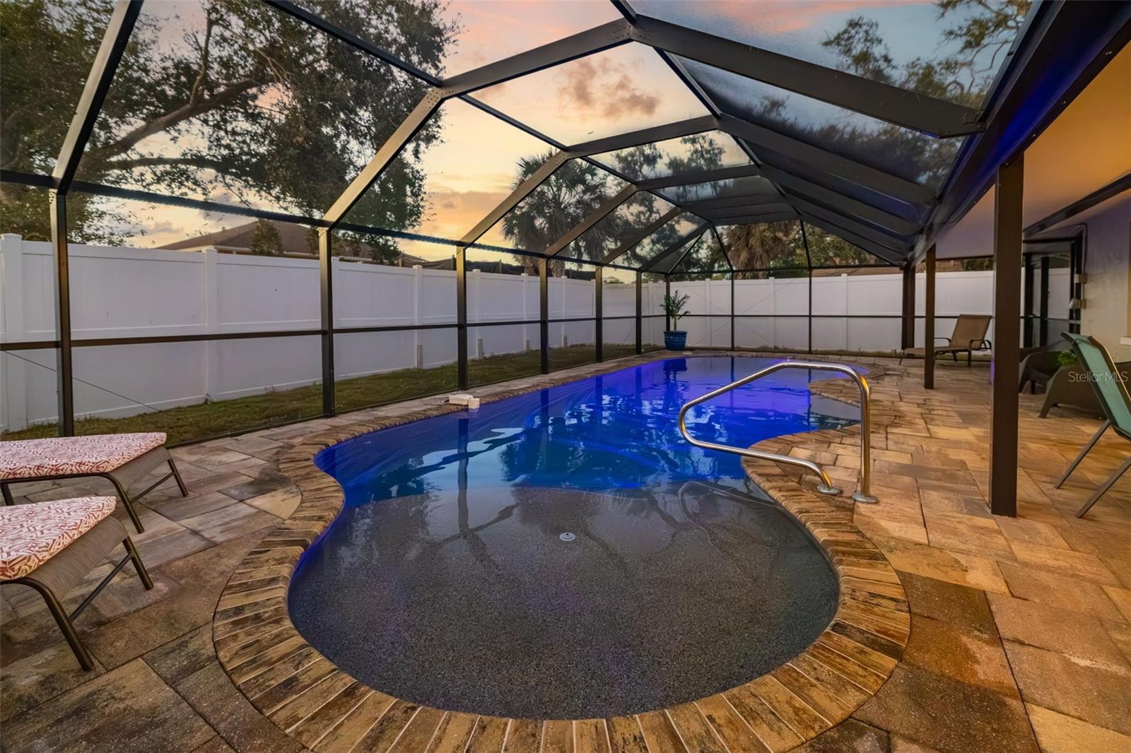 BAY POINT CORR OF - Residential