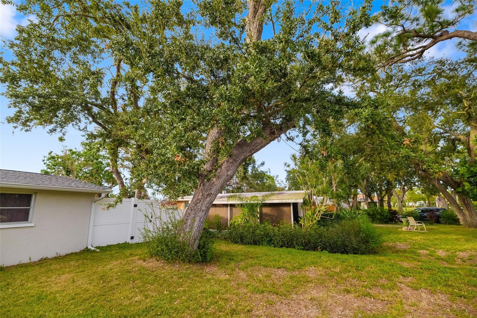 BAY POINT CORR OF - Residential