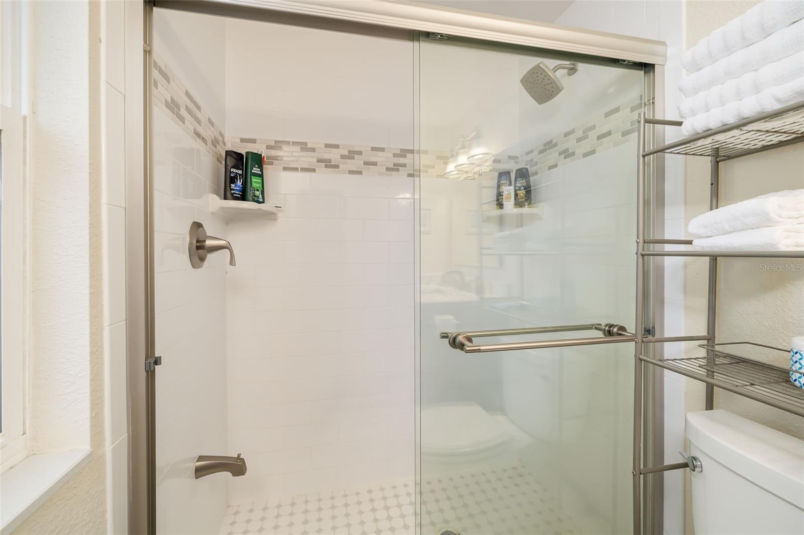 BAY POINT CORR OF - Residential