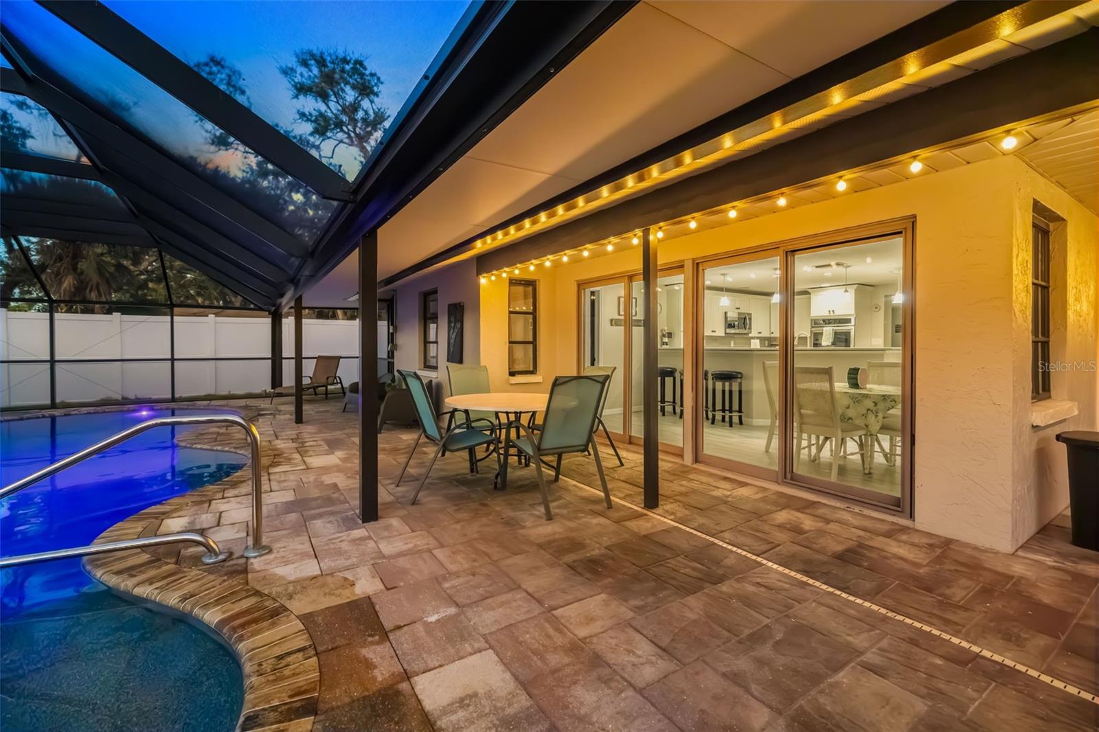 BAY POINT CORR OF - Residential