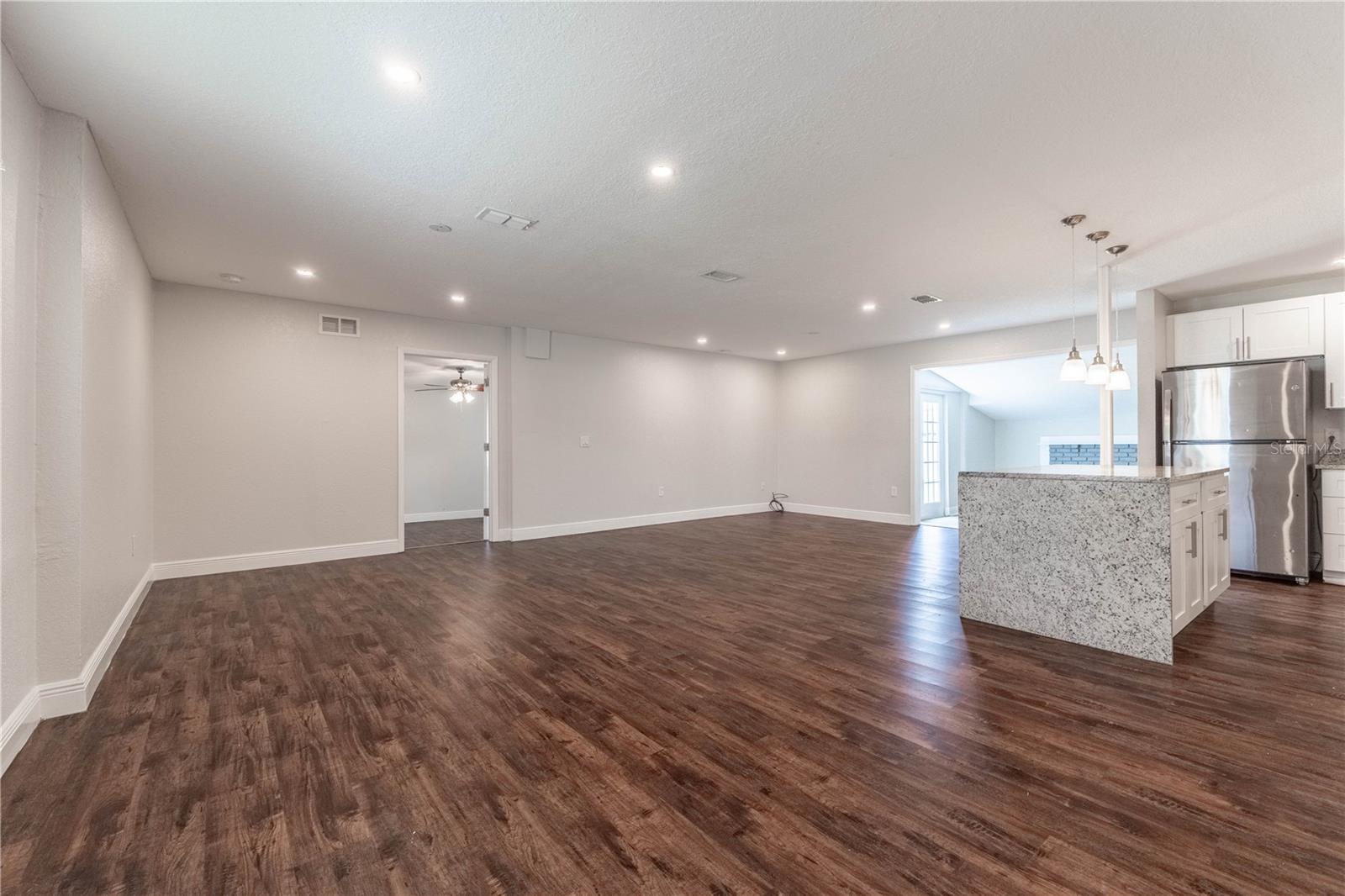 5709 RIDGEWAY DRIVE