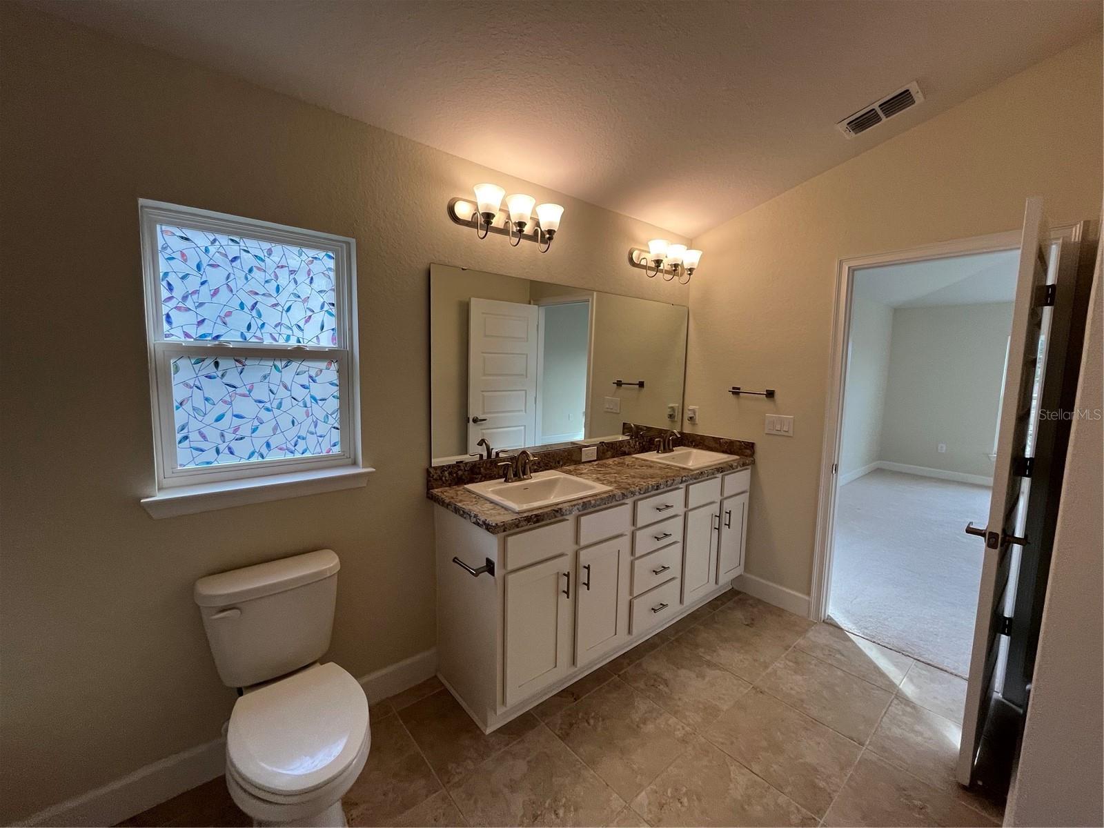 KRENSON BAY - Residential