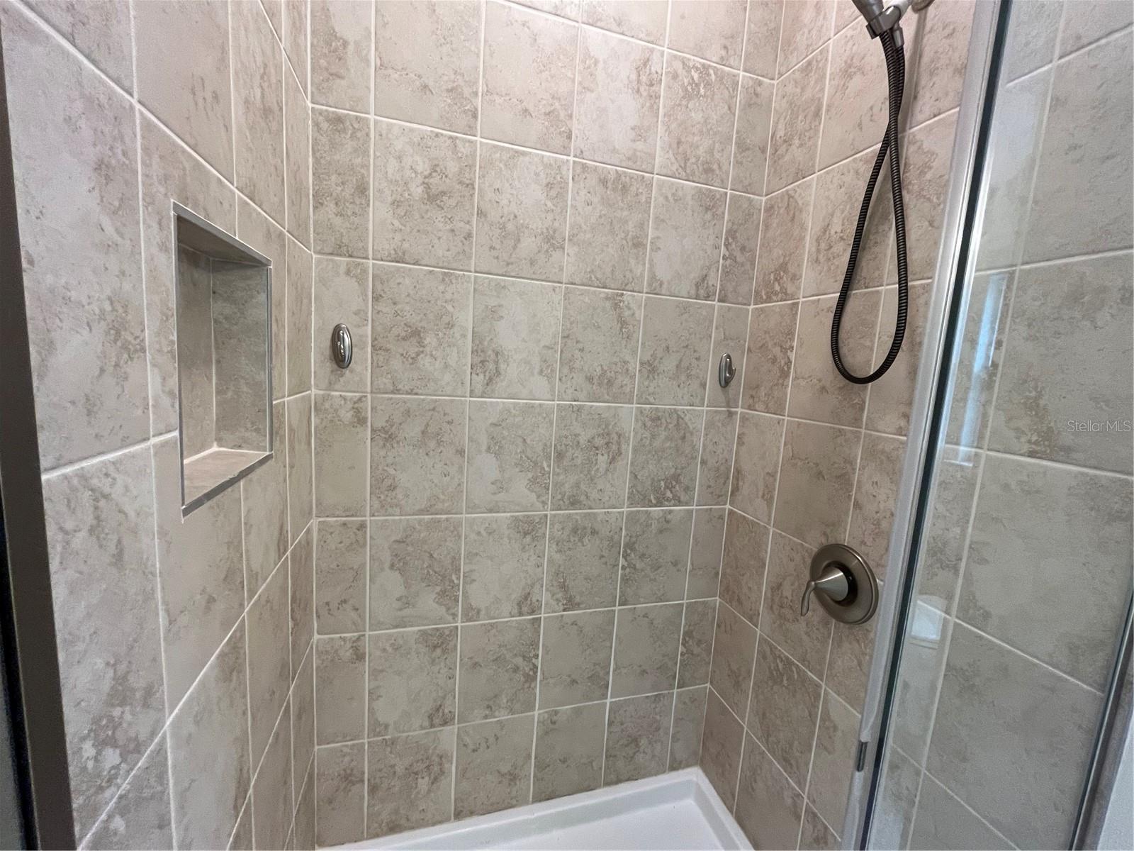 KRENSON BAY - Residential