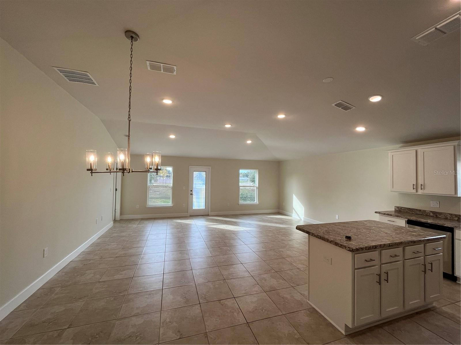 KRENSON BAY - Residential