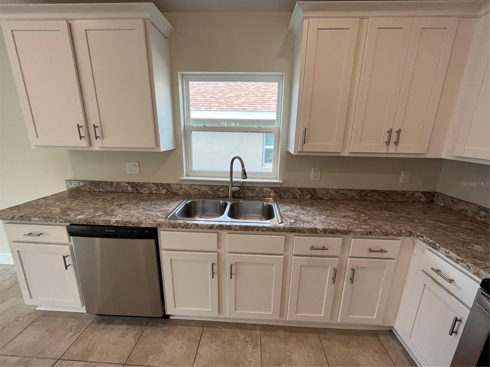 KRENSON BAY - Residential