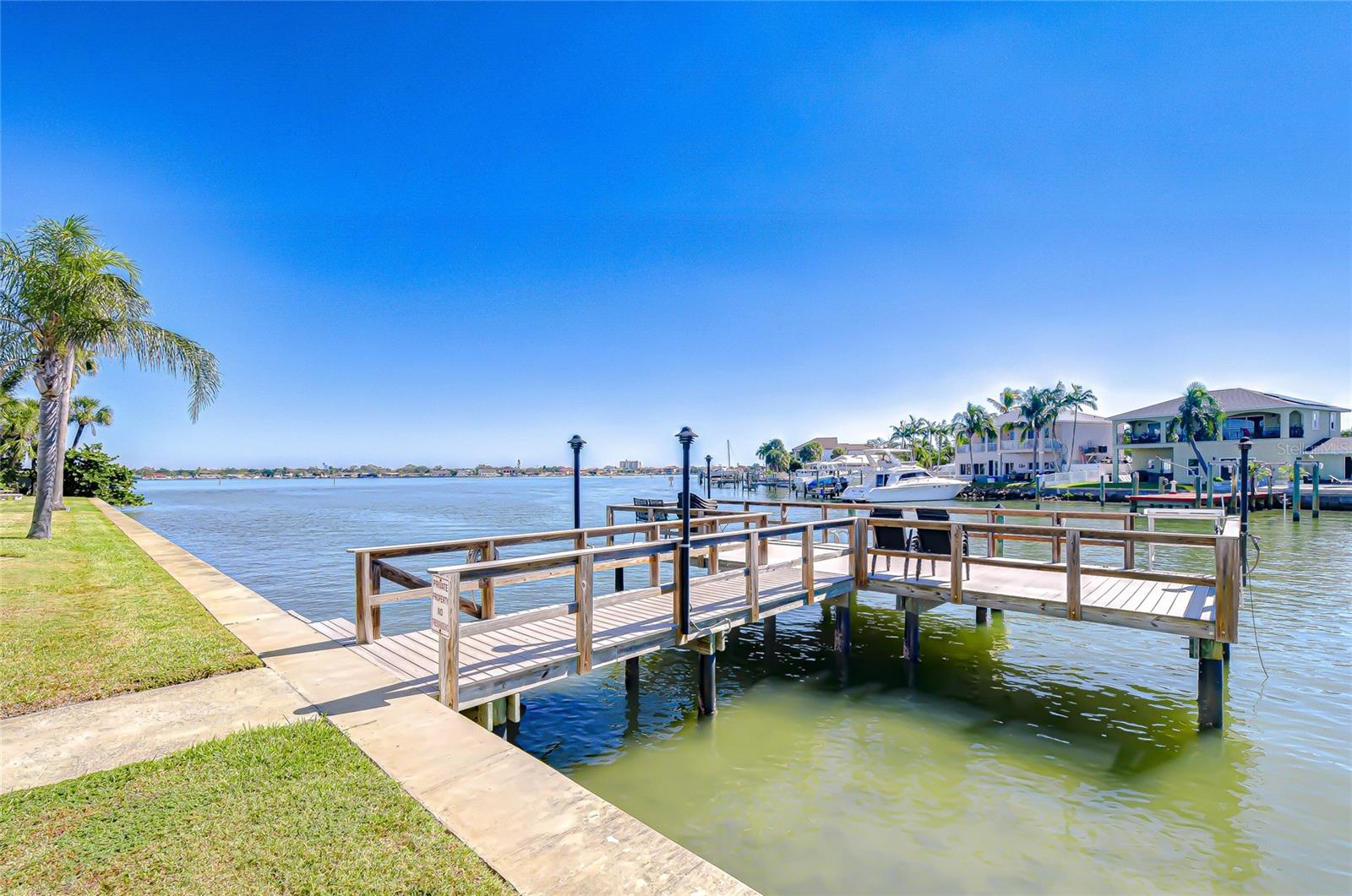 SHORE PLAZA BLDG - Residential