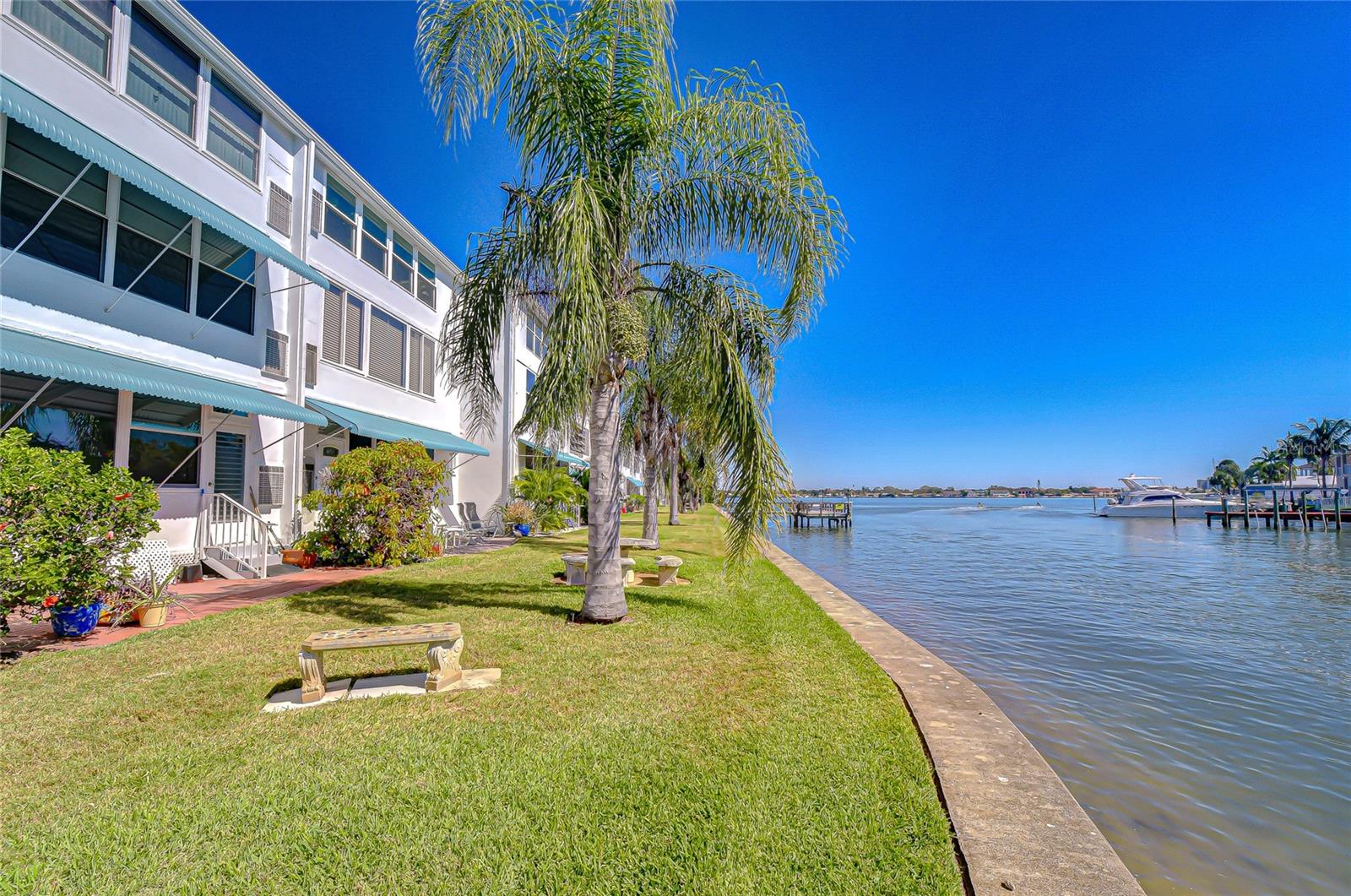 SHORE PLAZA BLDG - Residential