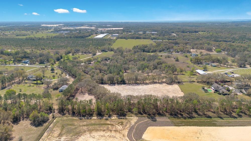 HIGHLANDS NORTH - Land