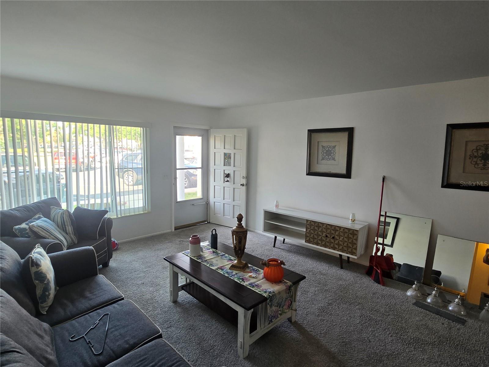 2428 COLUMBIA DRIVE 22